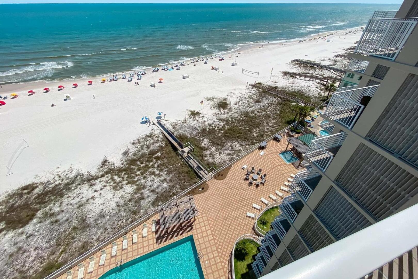 Stunning Views, 3BD/2BA w/ Private Balcony