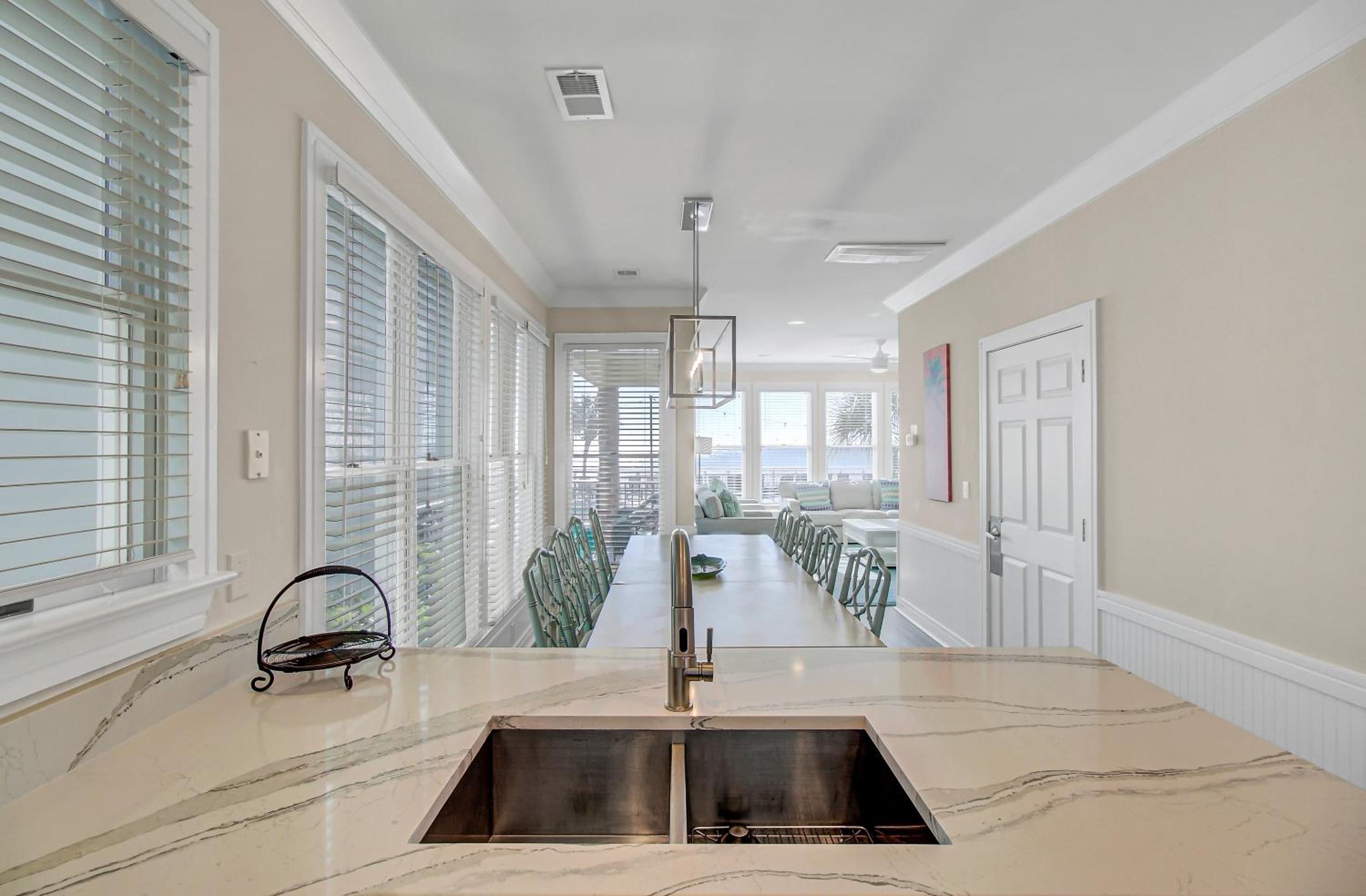 131 Grand Pavilion by AvantStay Oceanfront On The Boardwalk