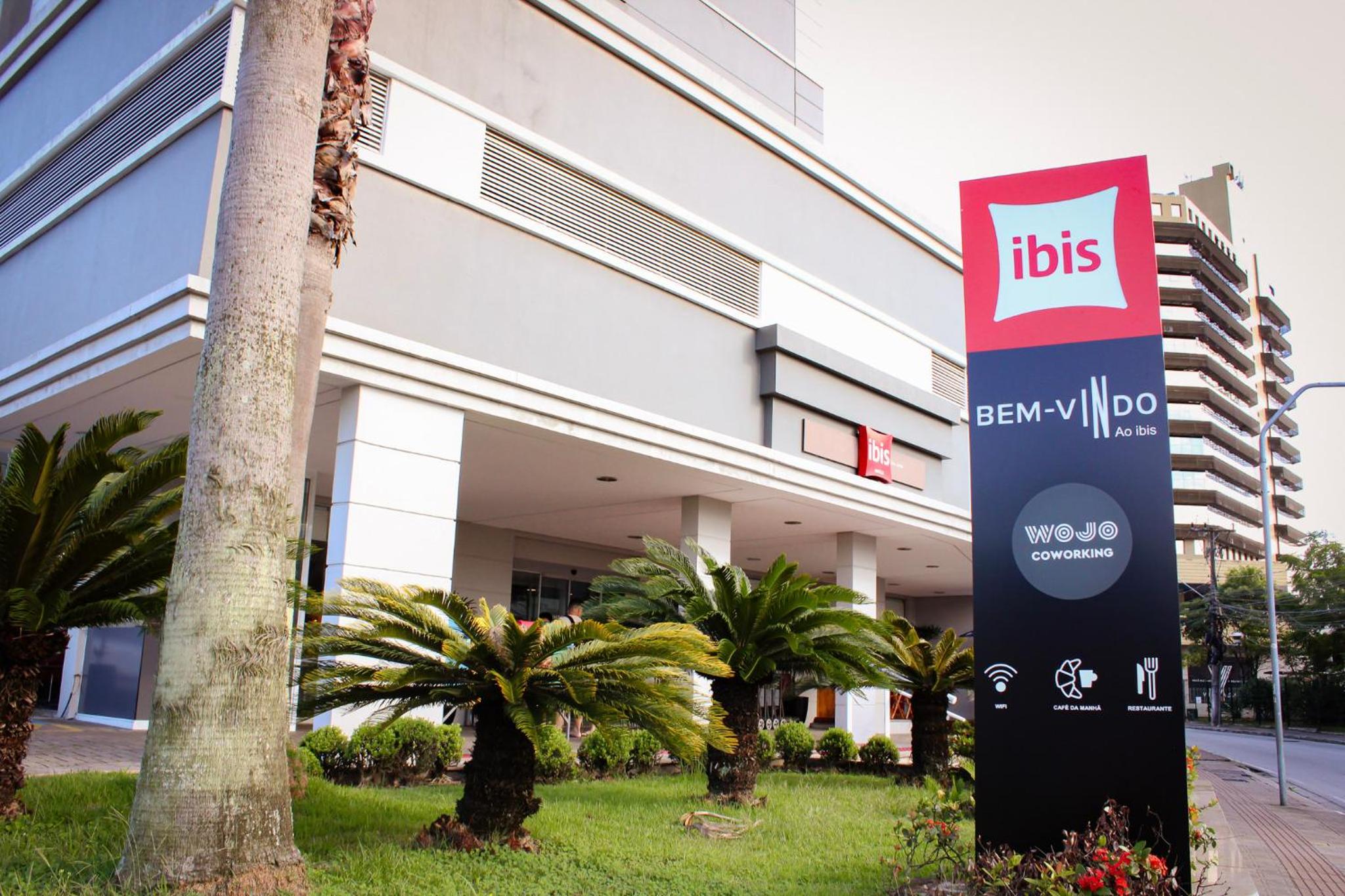 Hotel ibis Sao Jose - Image 1