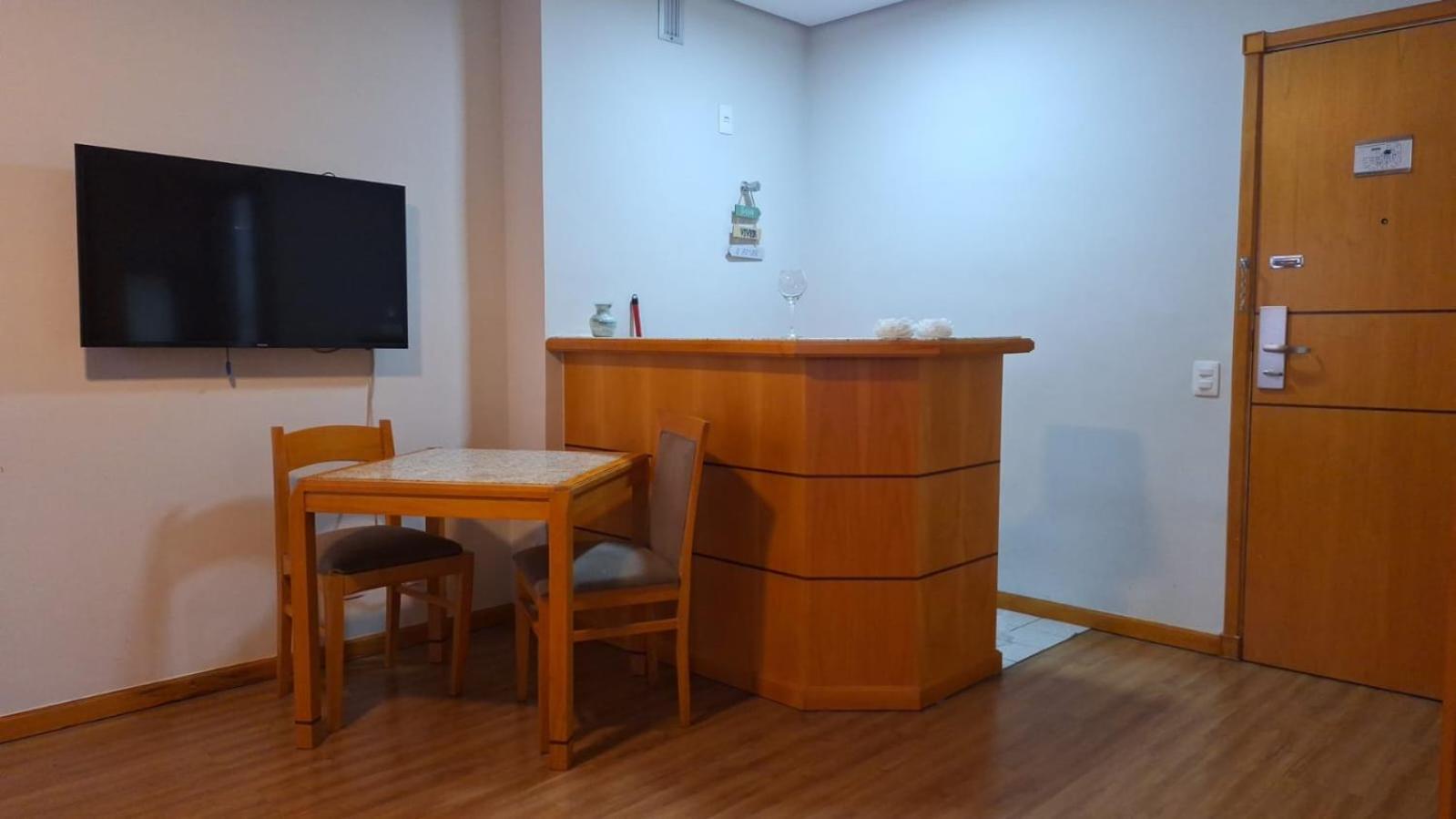 Hampton Park Jardins com Banheira Hidromassagem Luxuoso
