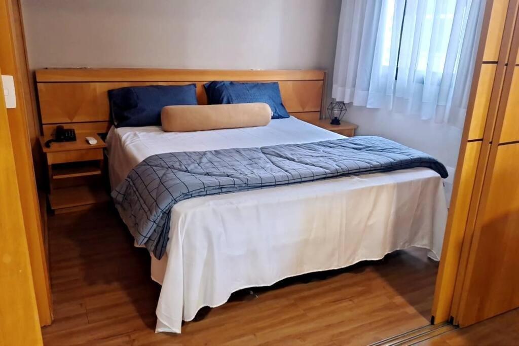 Hampton Park Jardins com Banheira Hidromassagem Luxuoso