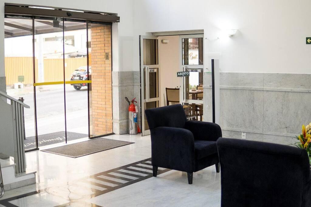 Hampton Park Jardins com Banheira Hidromassagem Luxuoso