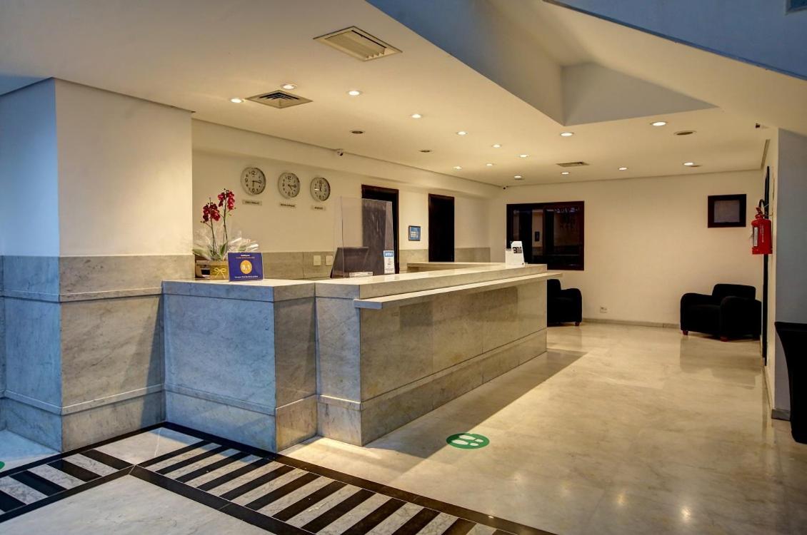 Hampton Park Jardins com Banheira Hidromassagem Luxuoso