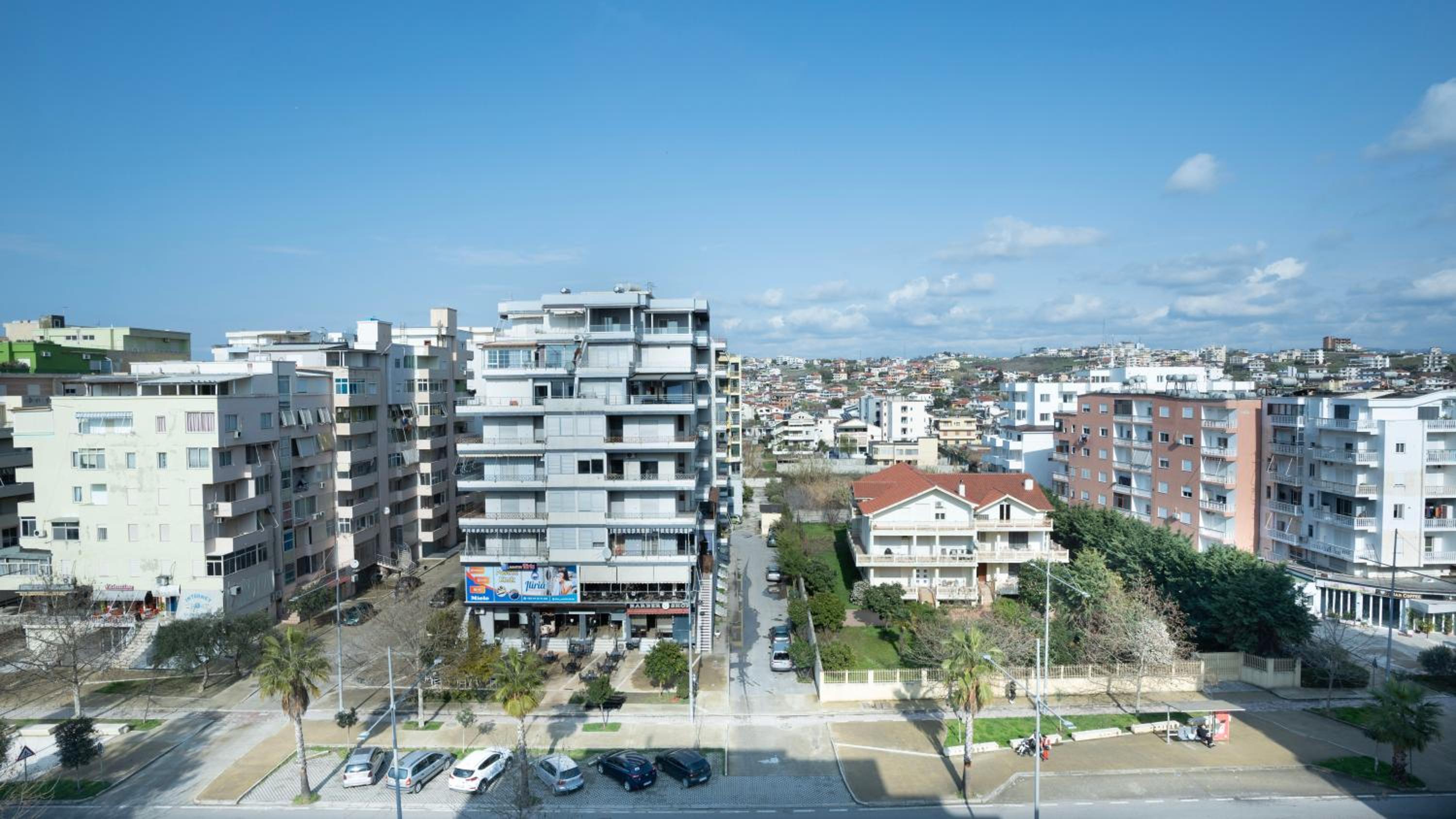 ILIRIA Apartment