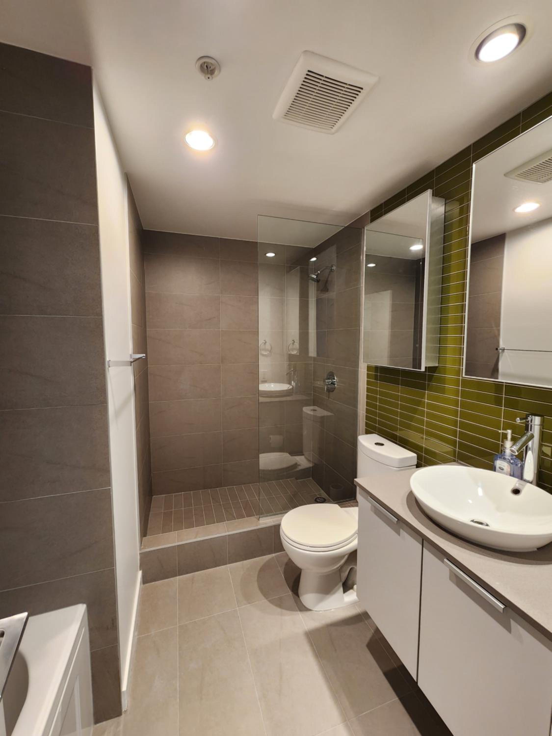 Luxury Downtown Vancouver Suite