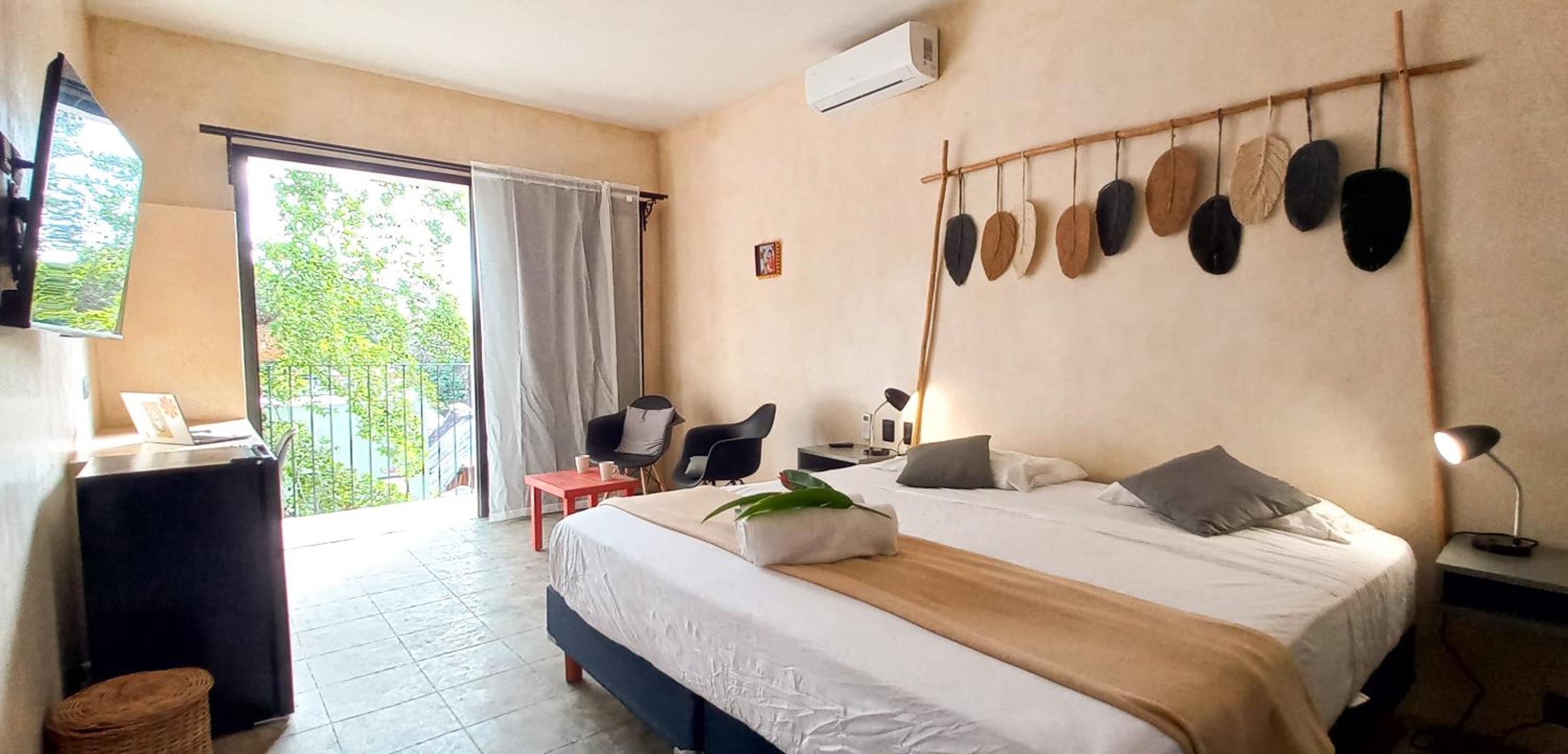 Charming colonial-style room in the heart of Valladolid view 5