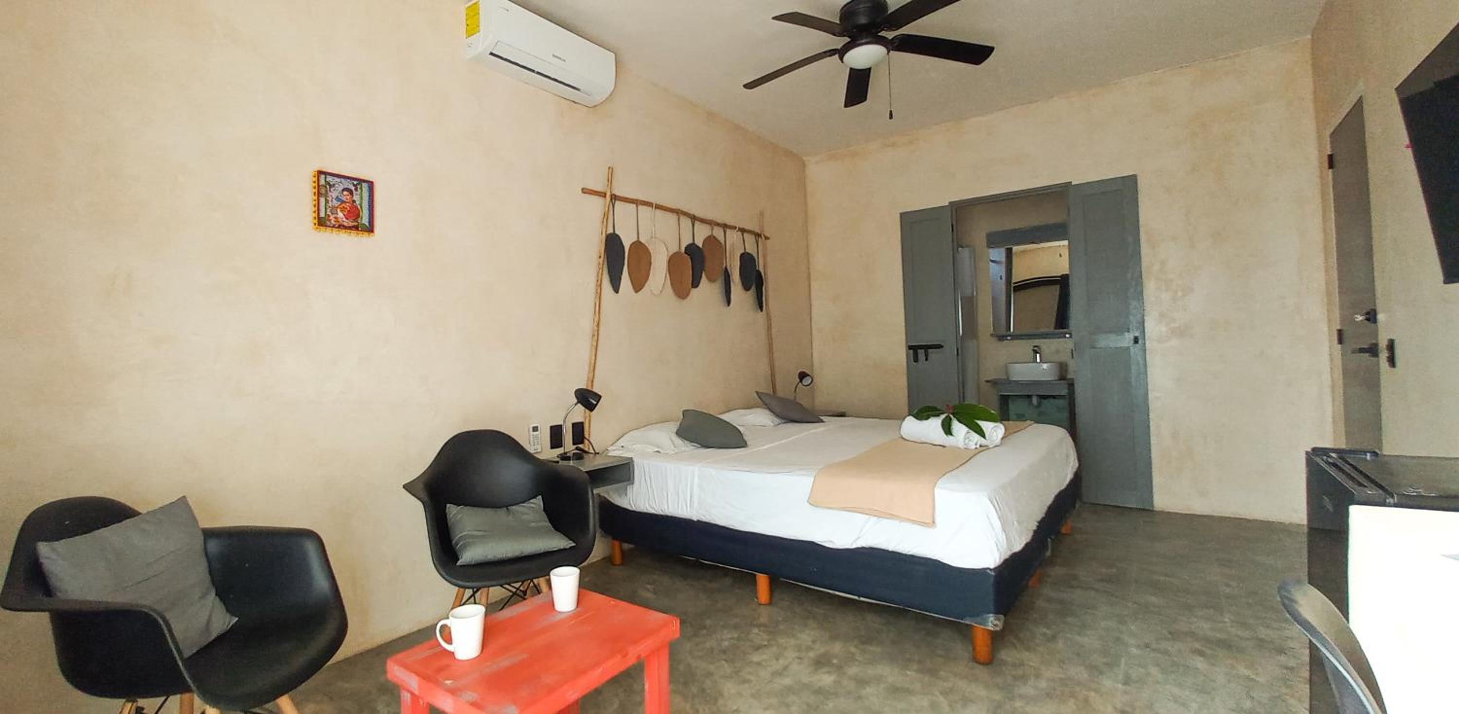 Charming colonial-style room in the heart of Valladolid view 2