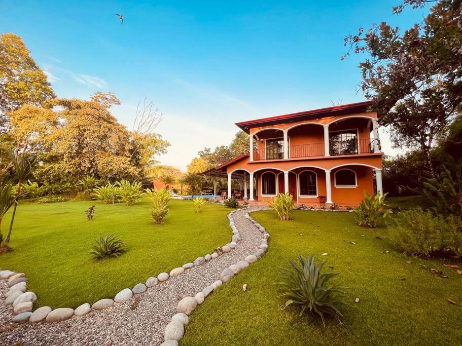 Casa Papaya