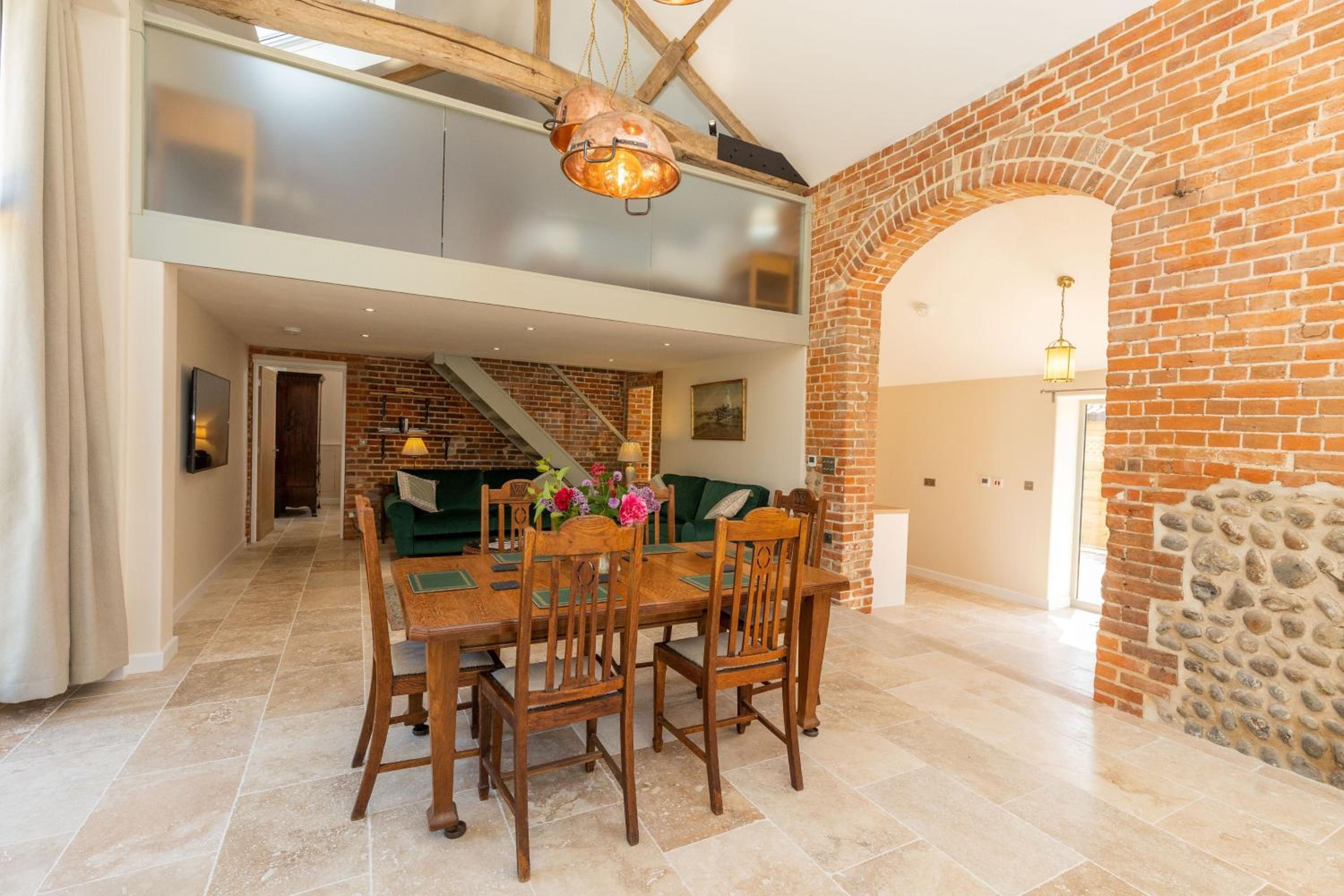 The Hay Loft by Big Skies Cottages view 4