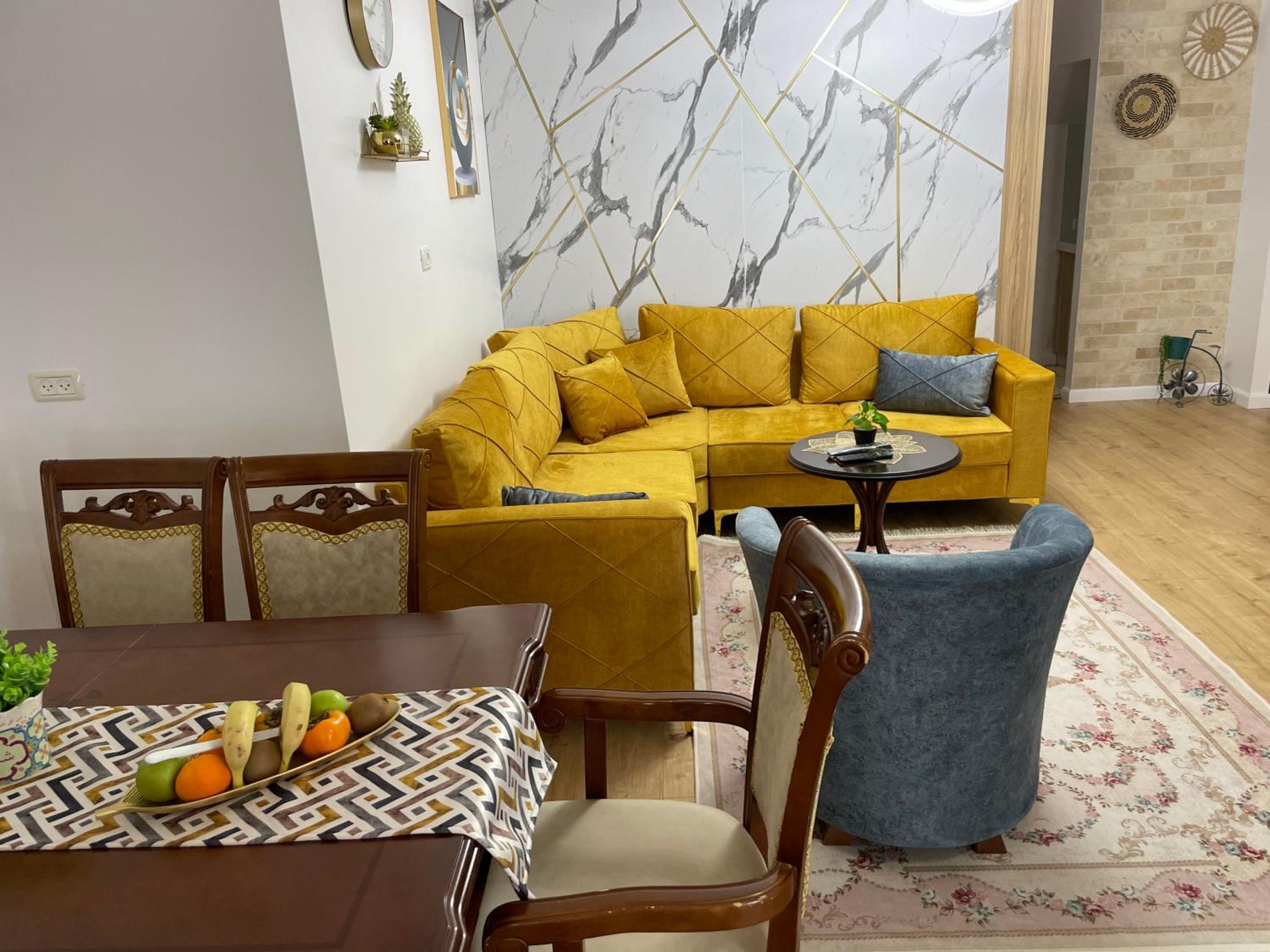Yellow House Suite view 5