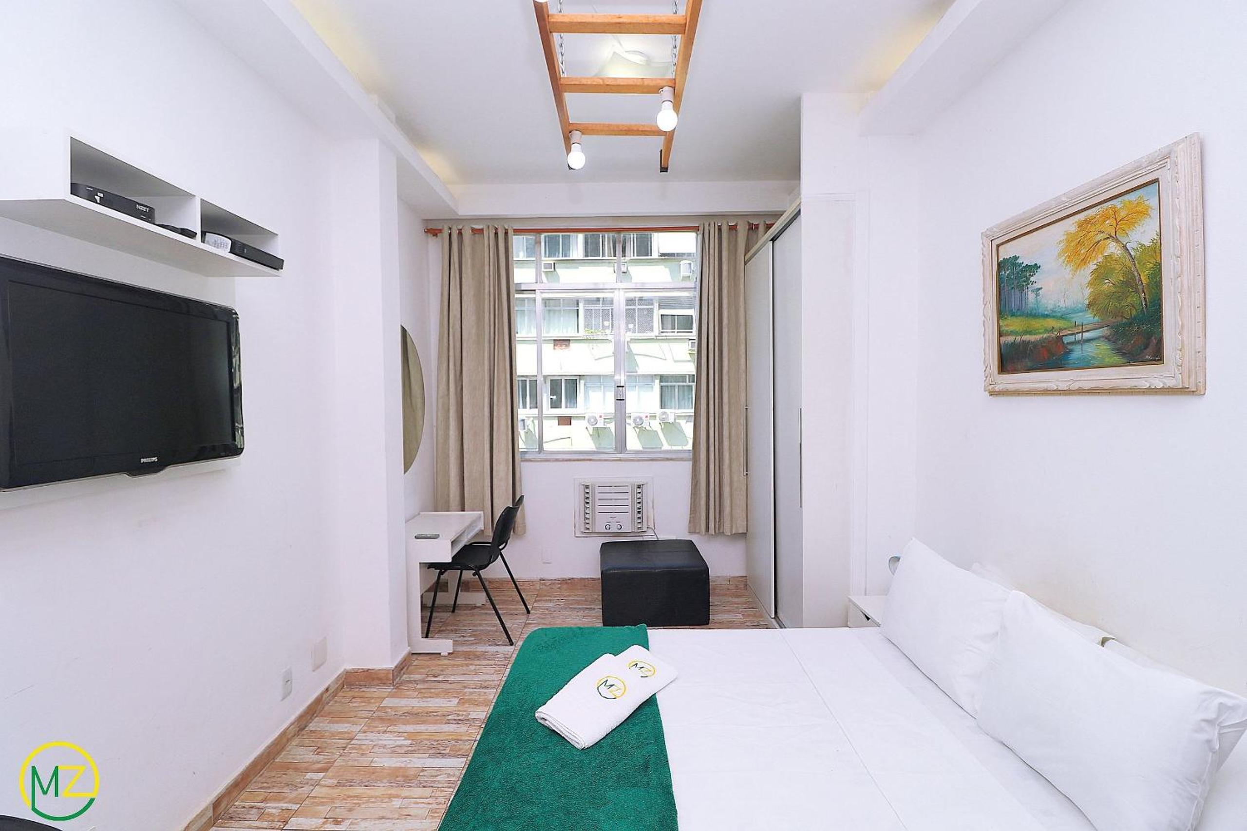 Studio for 4 people with sea view in Copacabana