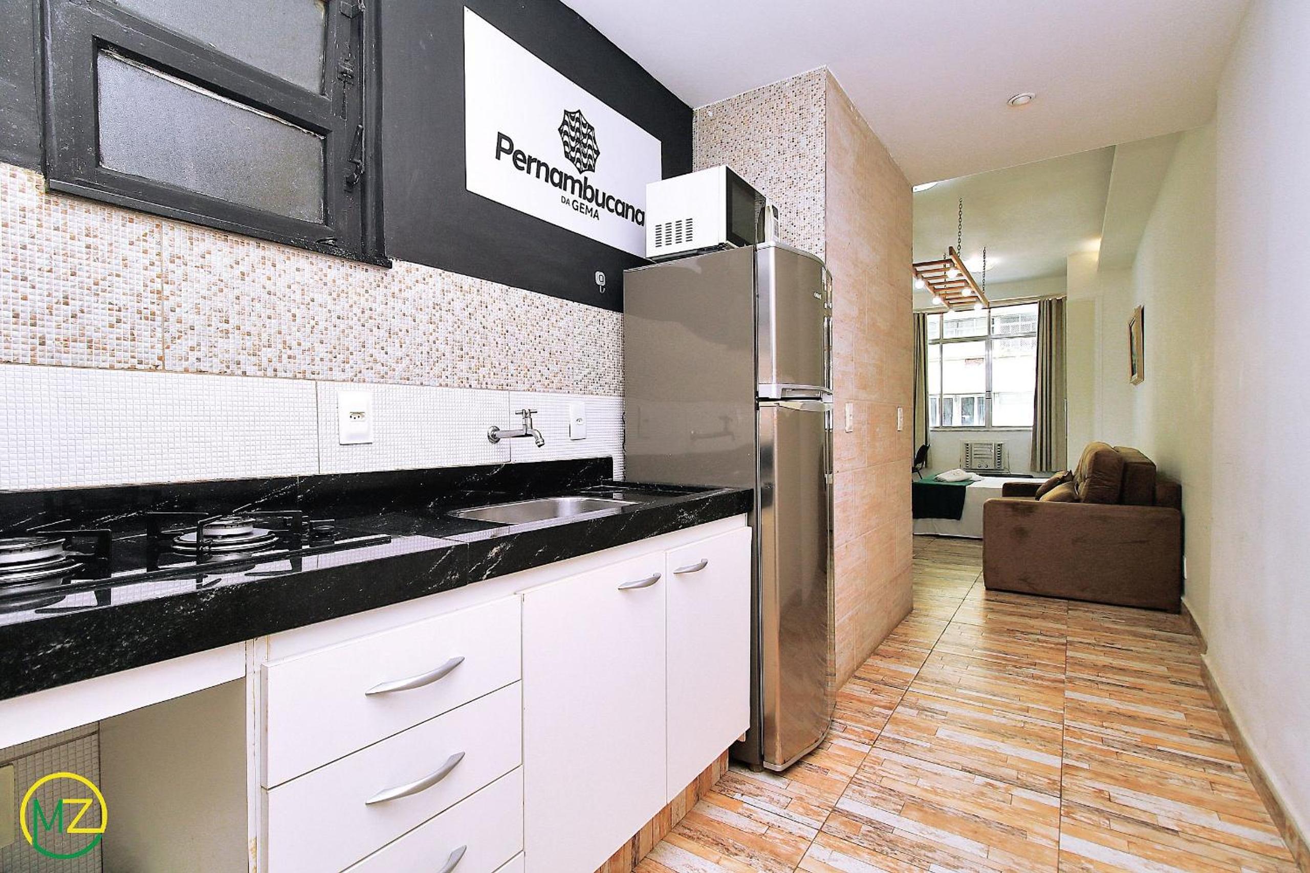 Studio for 4 people with sea view in Copacabana photo 2