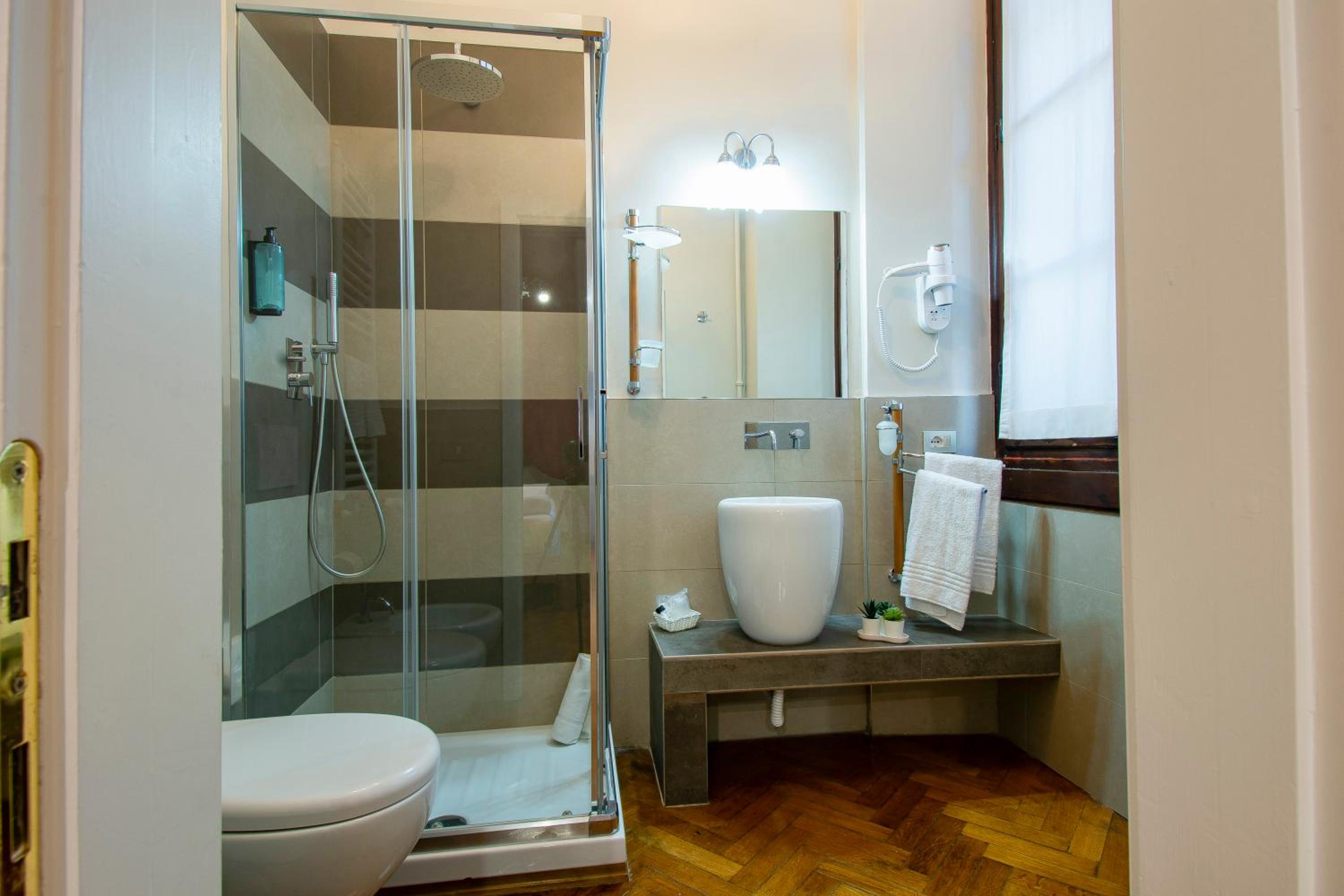 N4U Guest House Florence