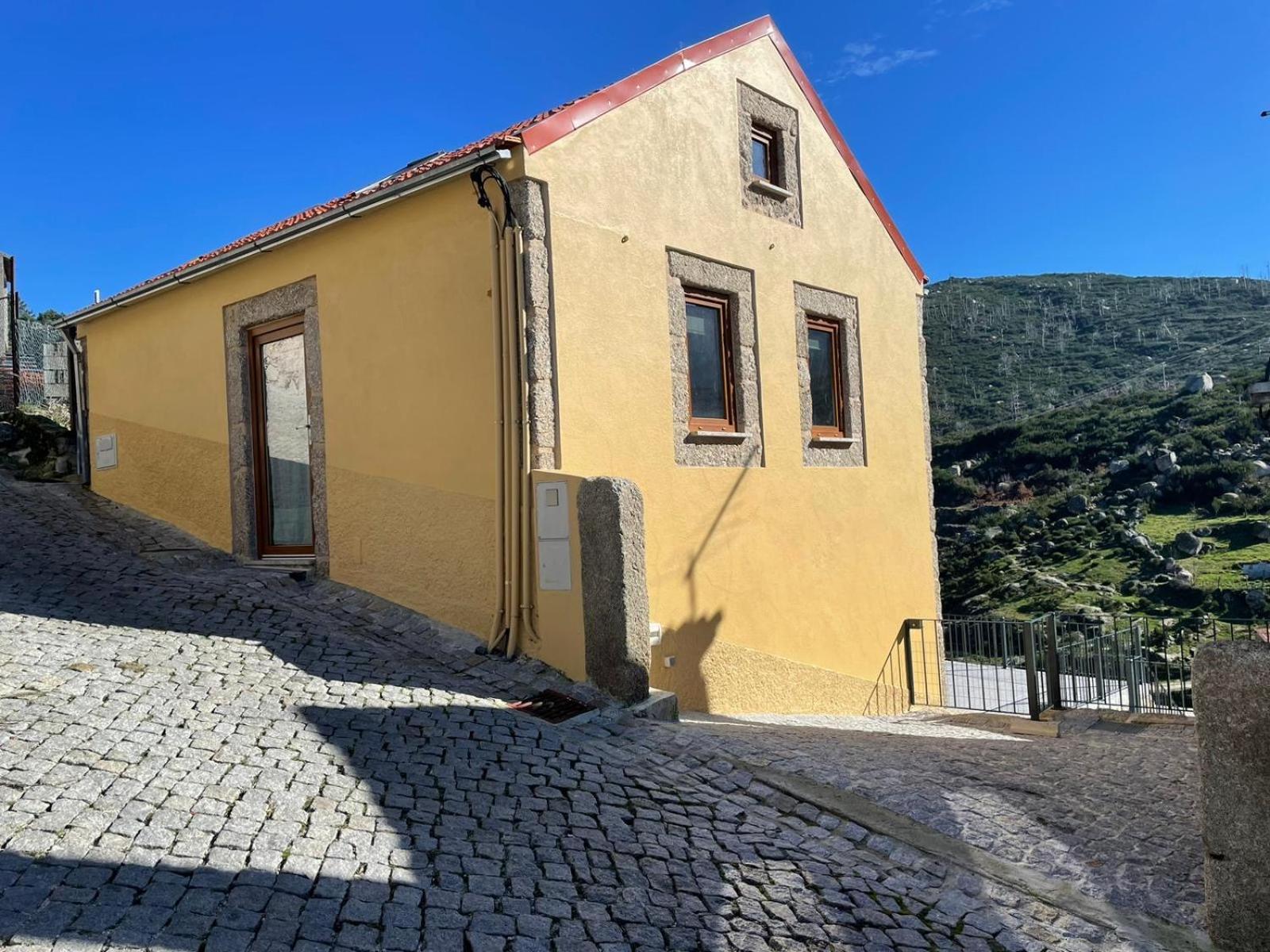 Casa Pinhão view 4
