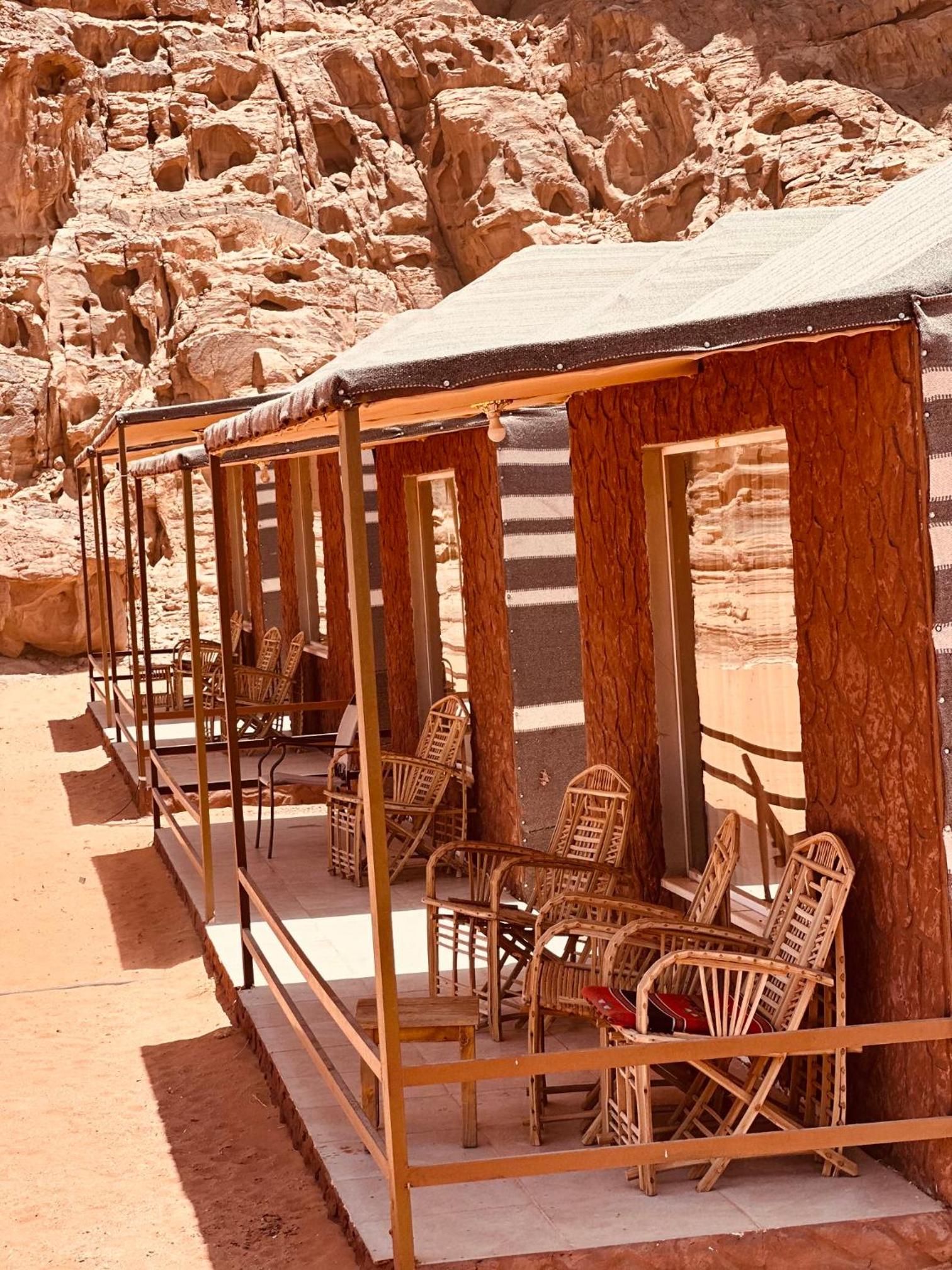 Rum Four Seasons luxury Camp & Jeep Tours view 2