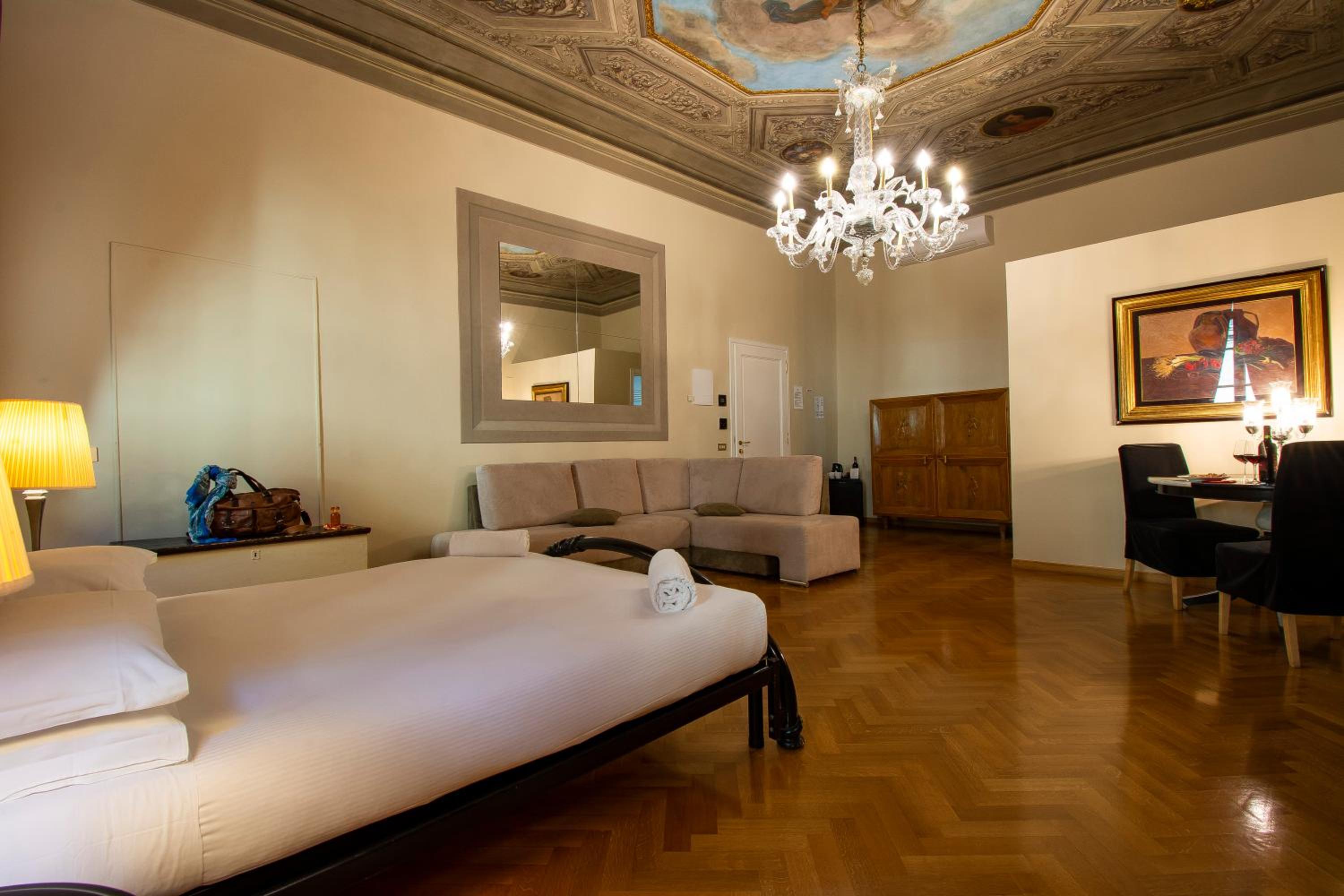 N4U Guest House Florence