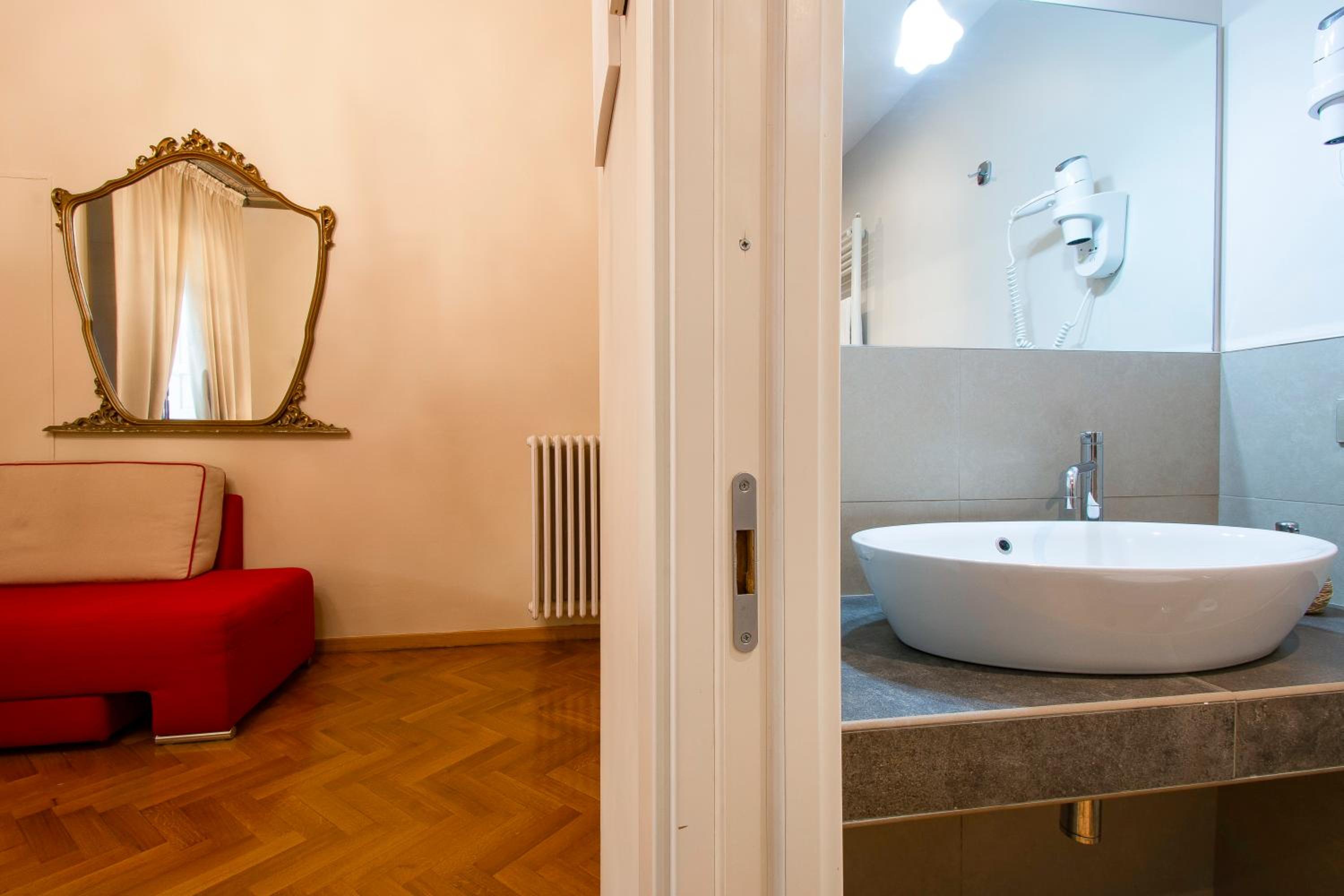 N4U Guest House Florence