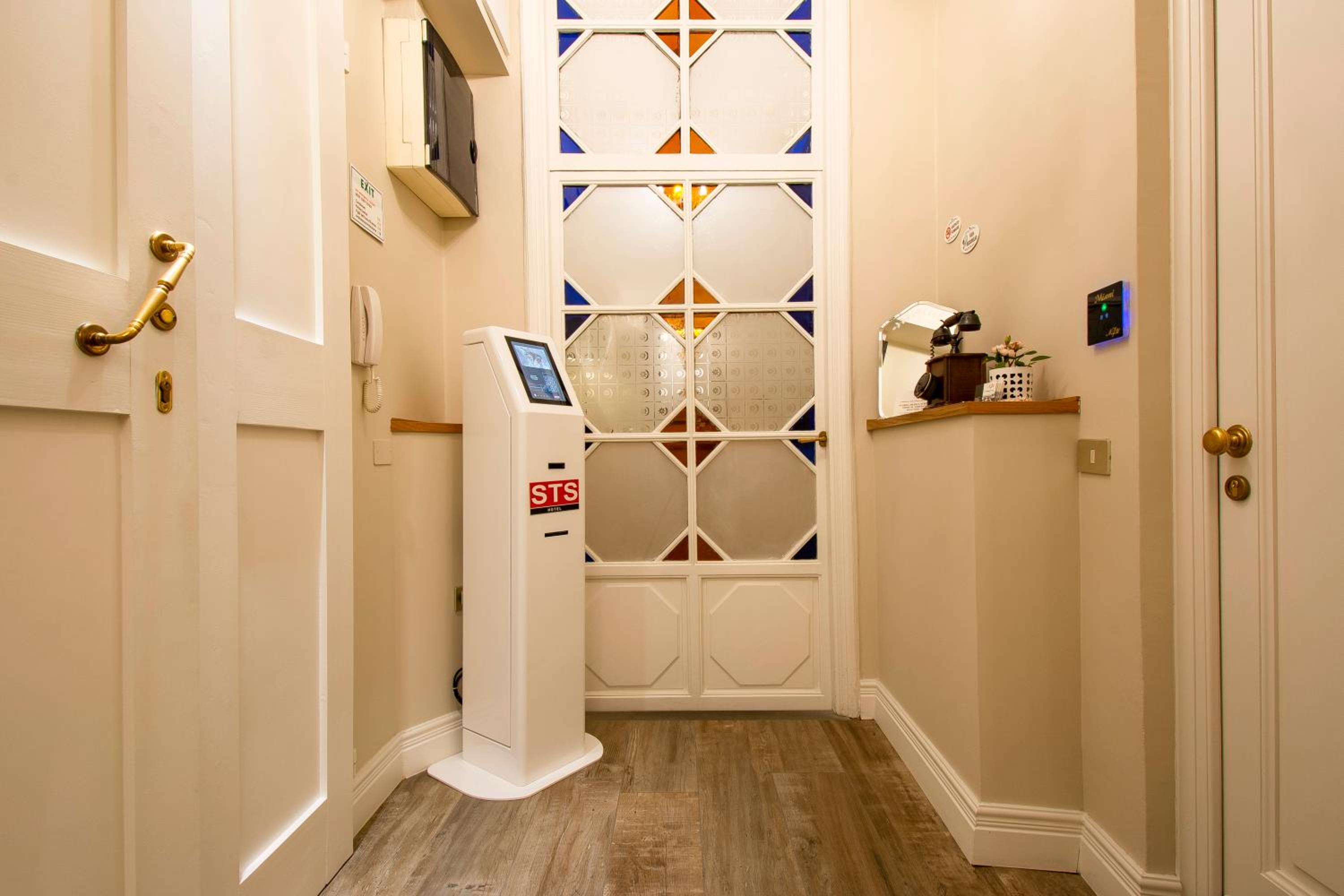 N4U Guest House Florence