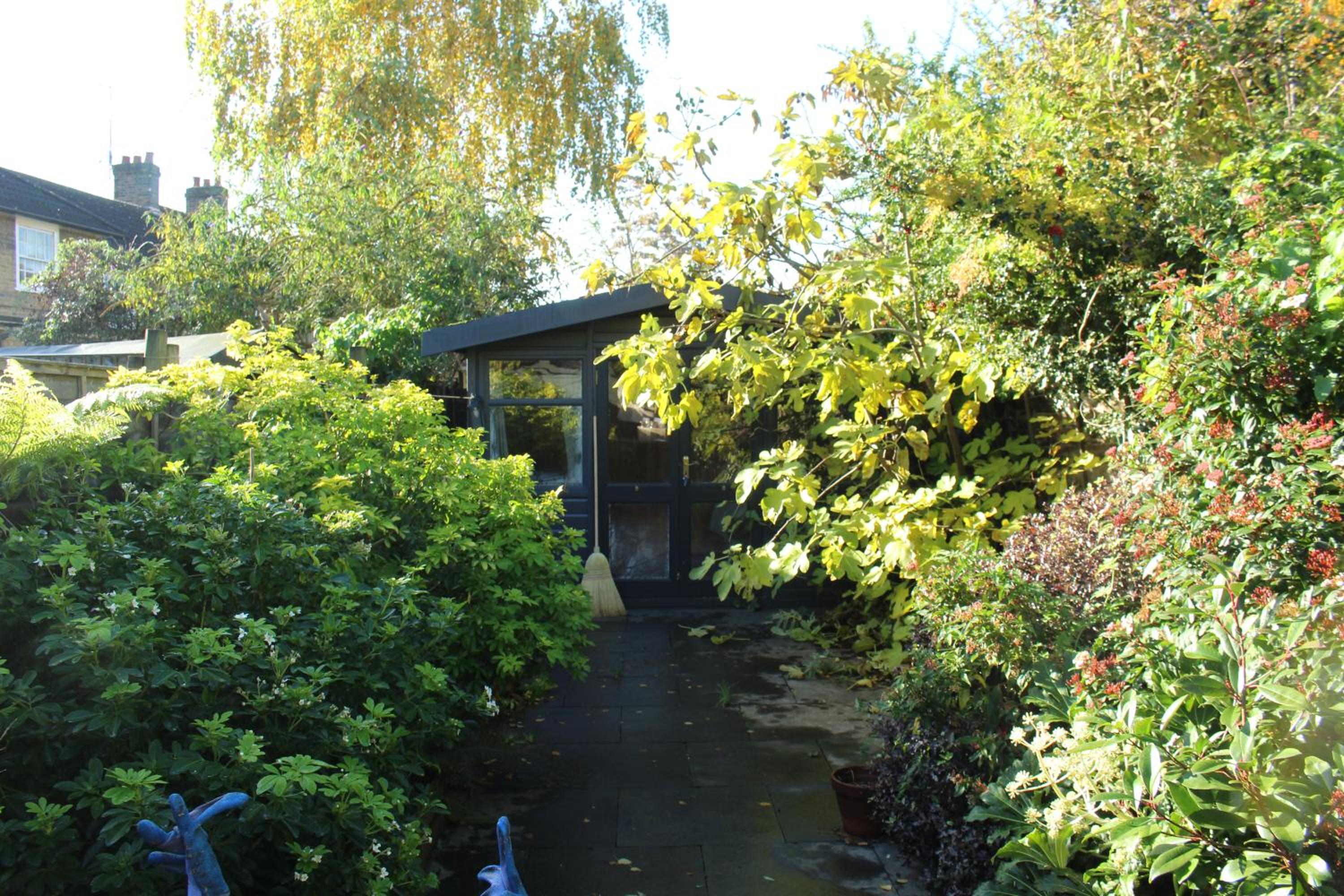 Leafy Notting Hill Cottage