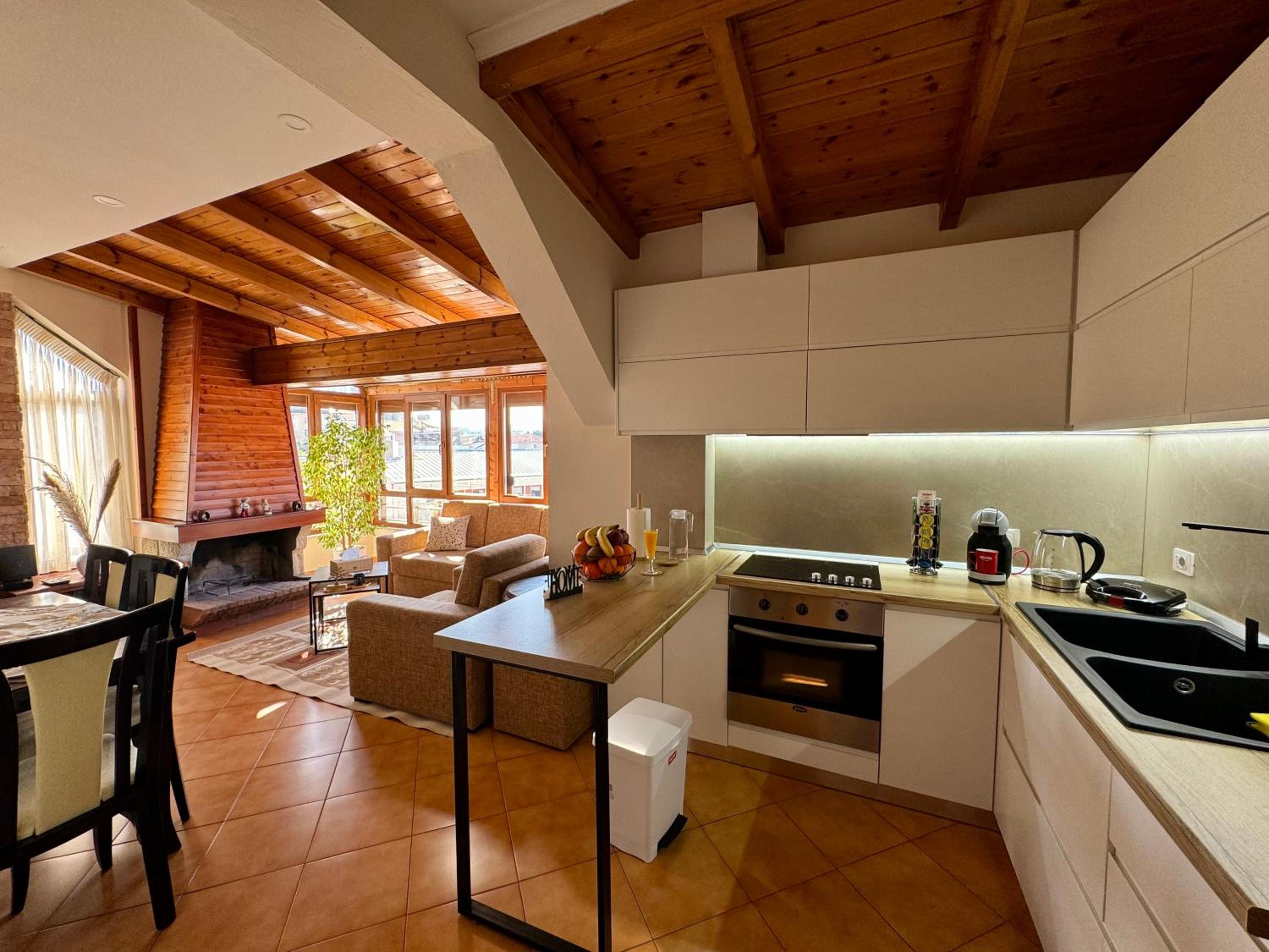 SkyView Oasis Premium Apartment