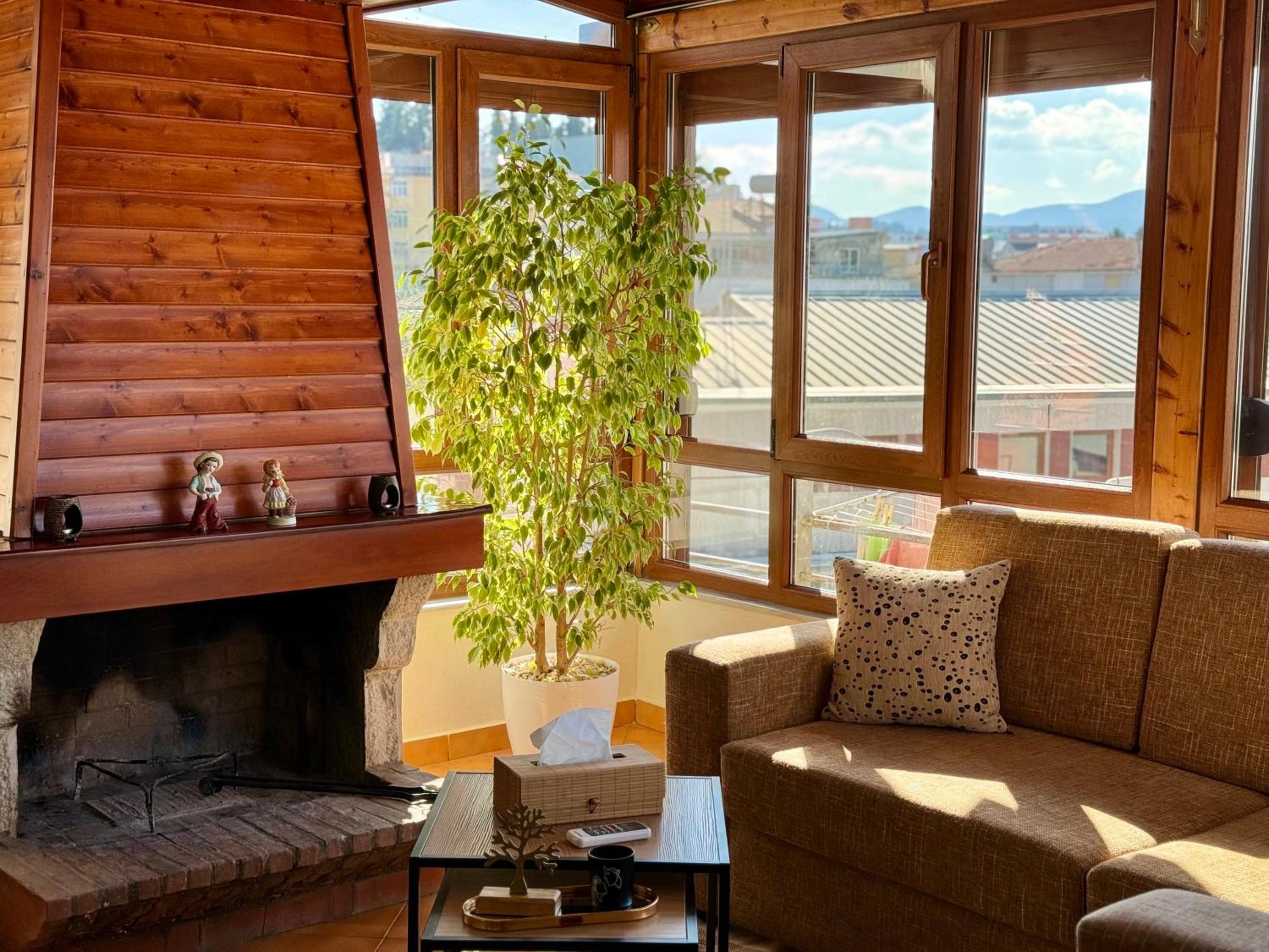 SkyView Oasis Premium Apartment