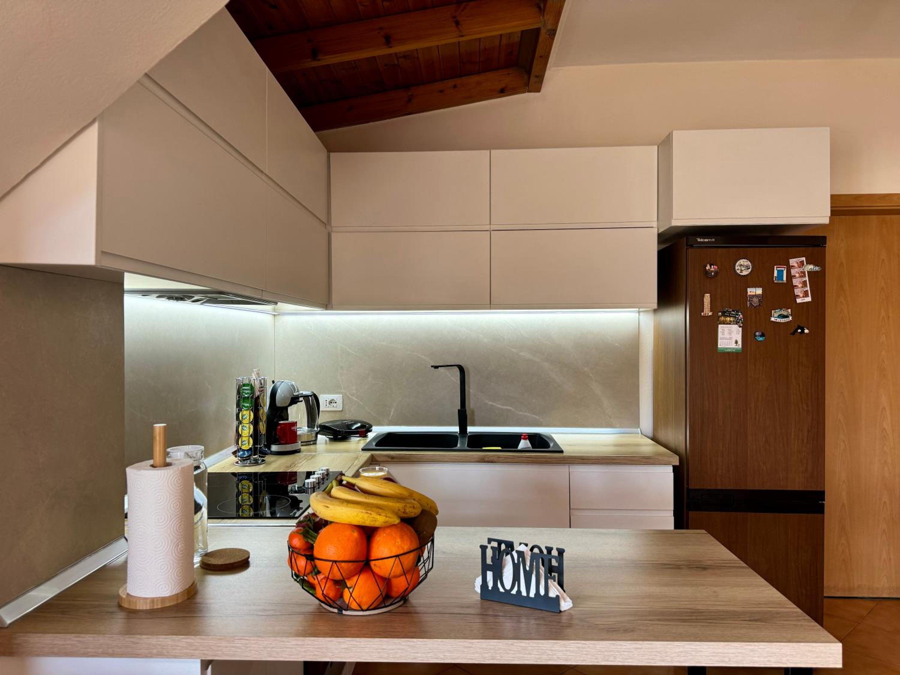 SkyView Oasis Premium Apartment