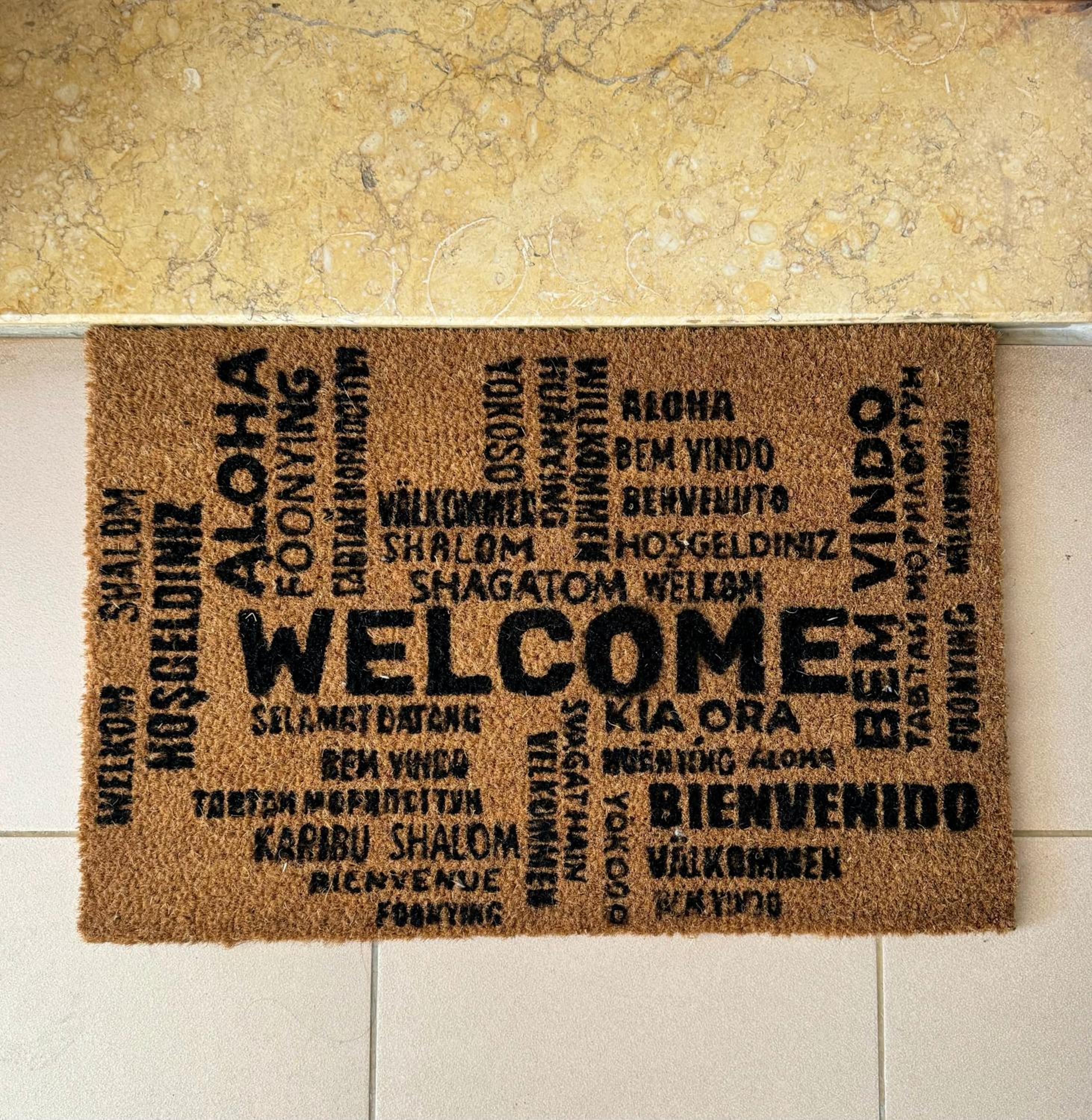 SkyView Oasis Premium Apartment