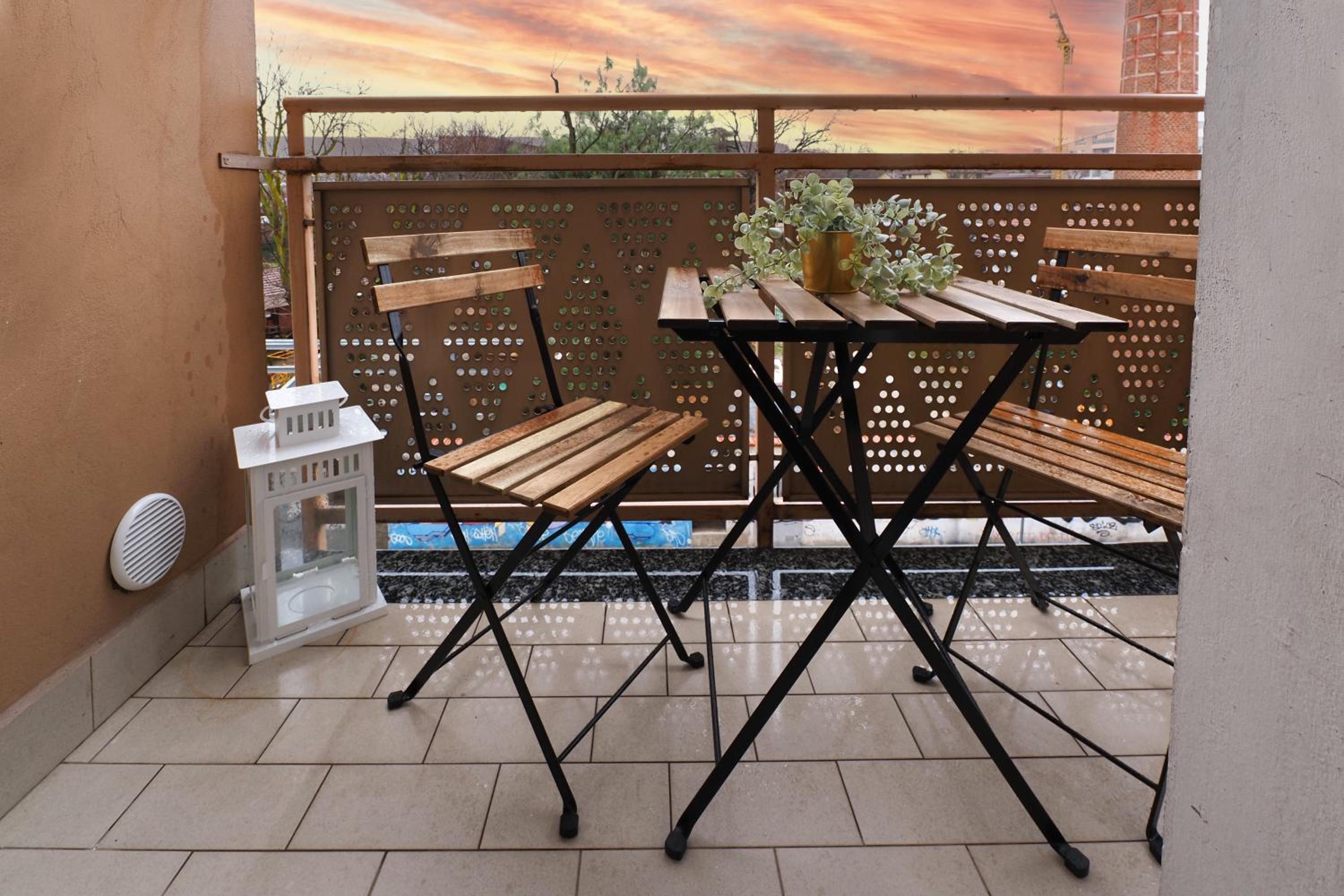 balance & terrace