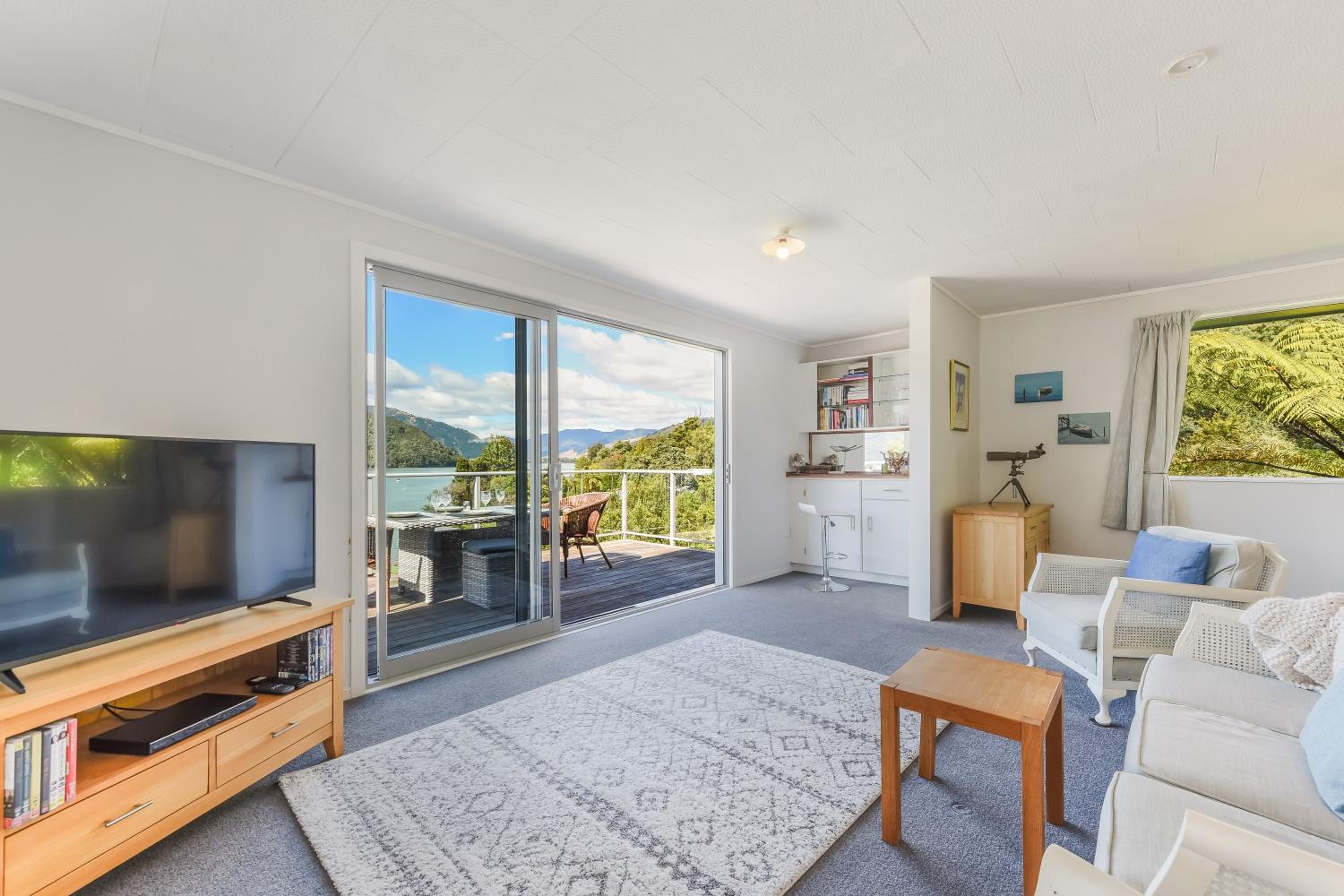 Bela Vista - Marlborough Holiday Home view 5
