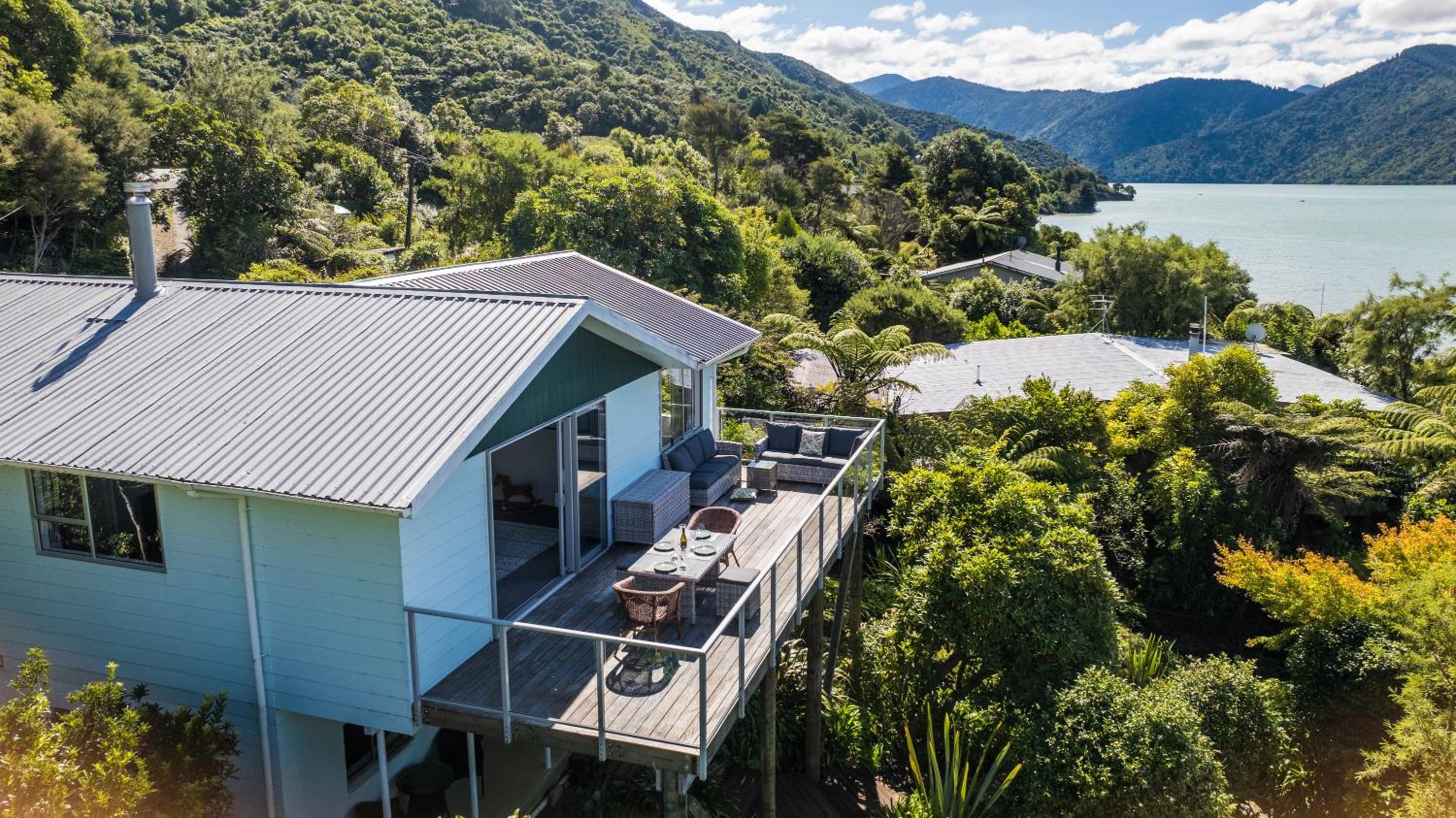 Bela Vista - Marlborough Holiday Home view 3
