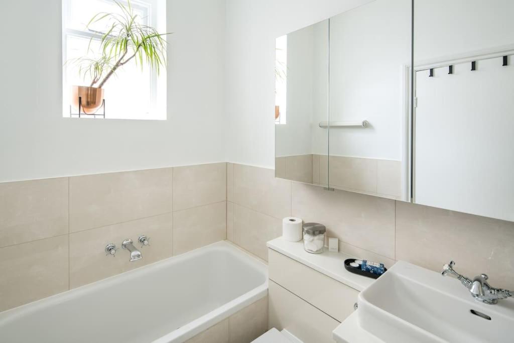 Westbourne Gardens Rentals