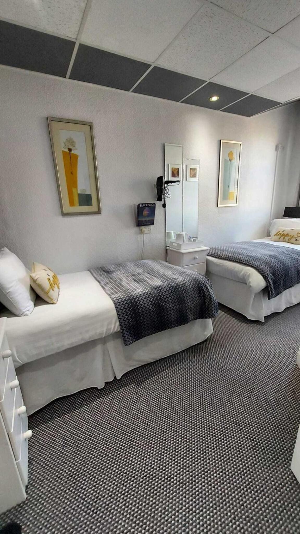 Rock Dene Hotel