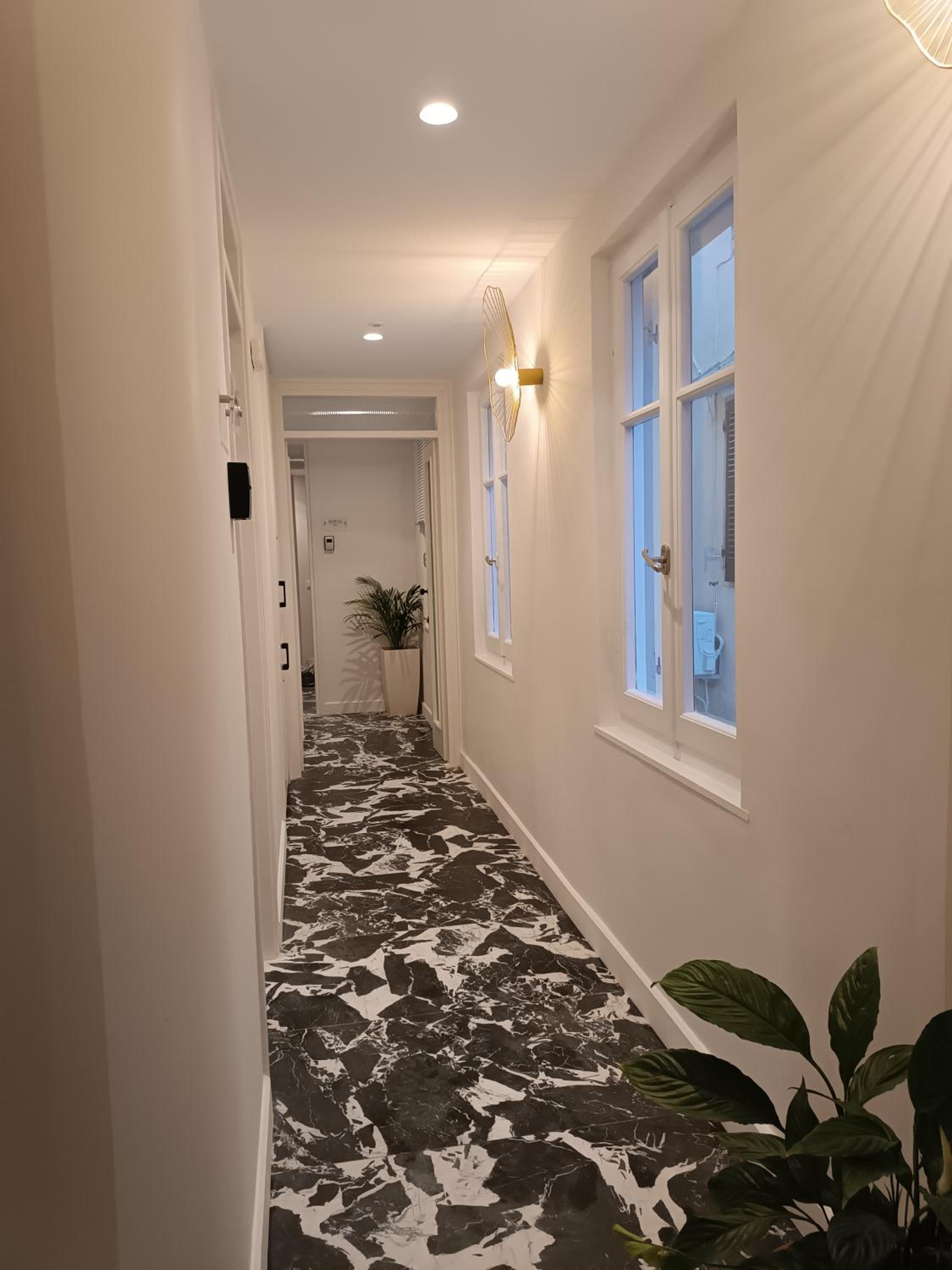 MUSES LUXURY SUITES