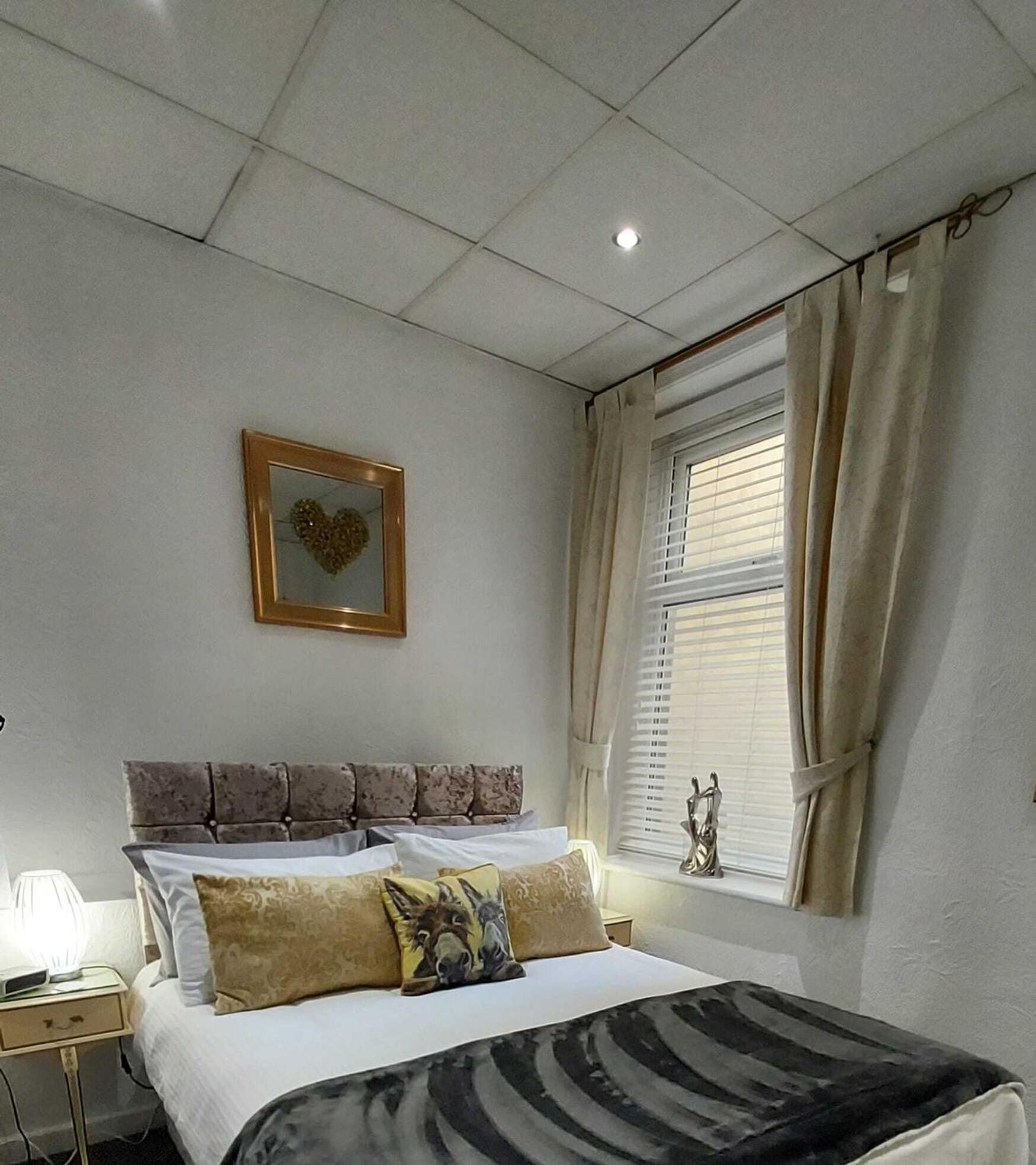 Rock Dene Hotel