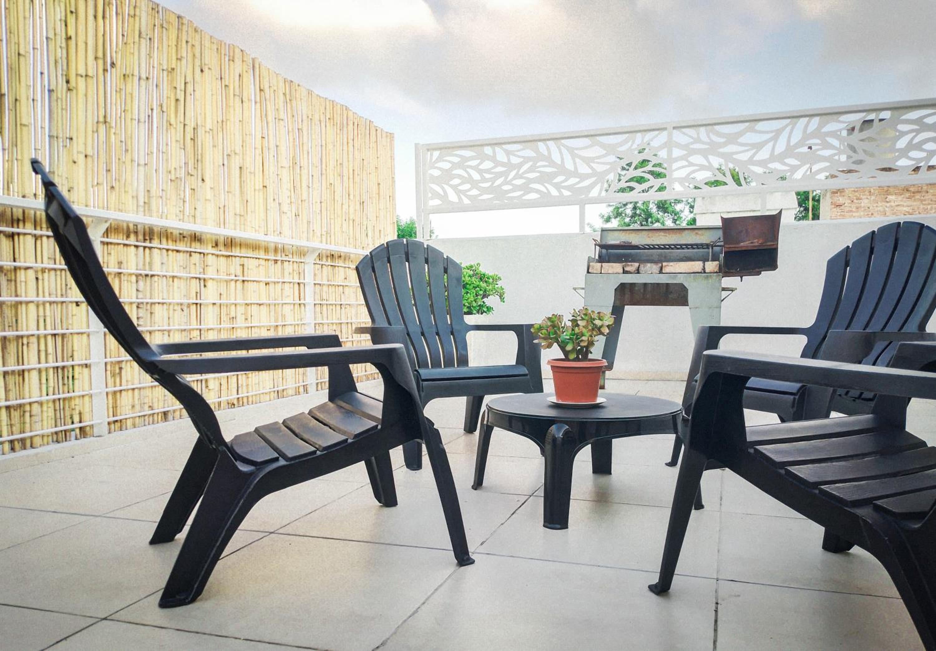 Hotel Depto Viamonte 1 - Planta Alta con Terraza y Cochera - Image 1