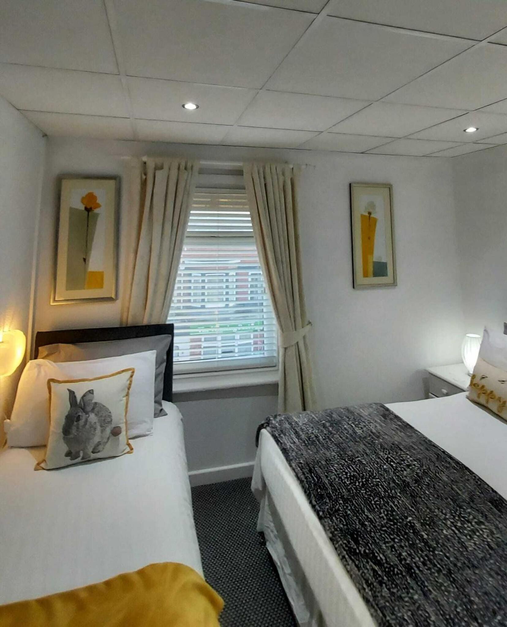 Rock Dene Hotel