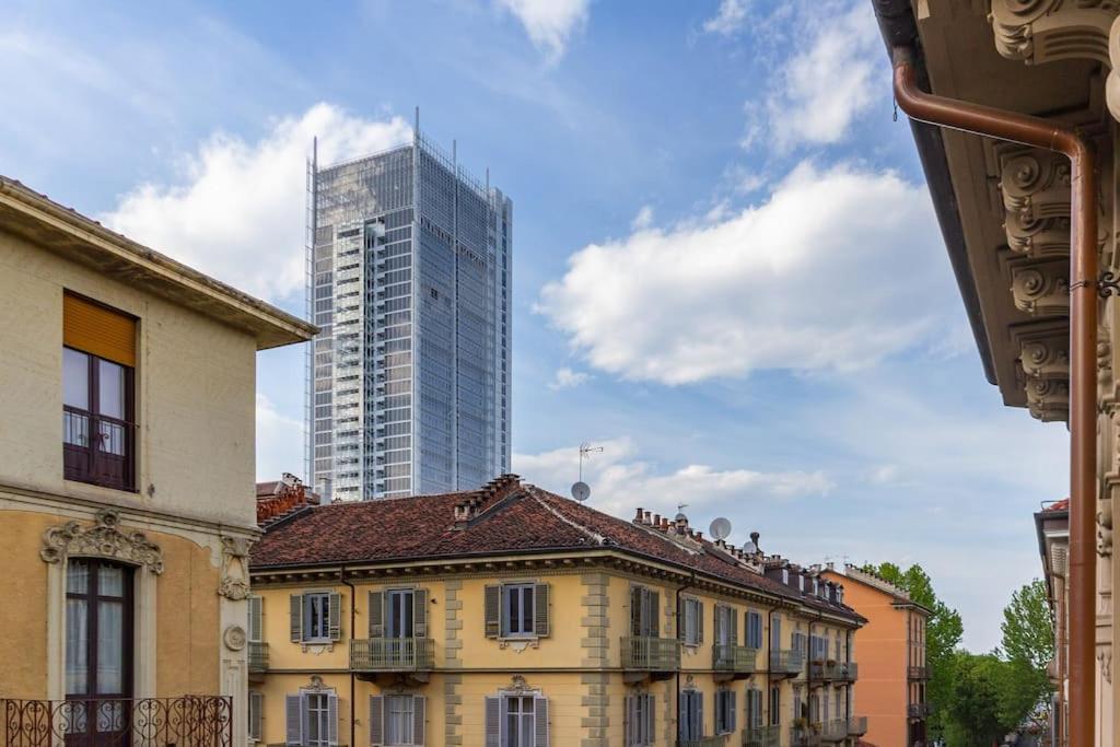 Sweet Oleandra - Central Turin view 4