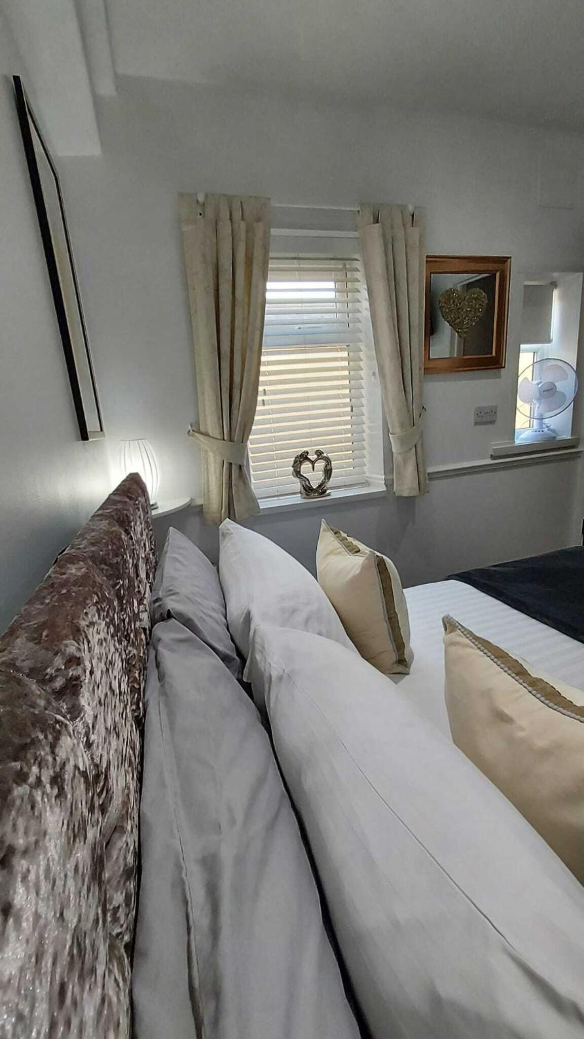 Rock Dene Hotel