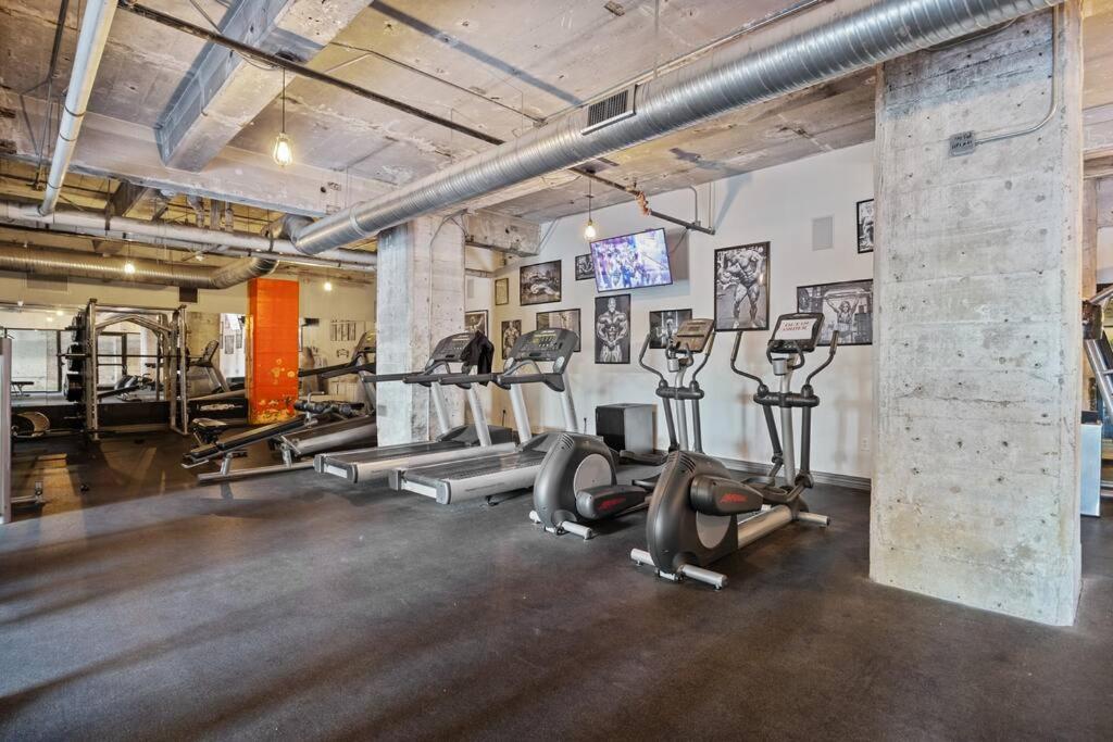 Modern Dallas Retreat with Pool & In-Unit Laundry view 2