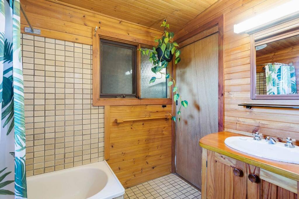 Winnunga Beach House