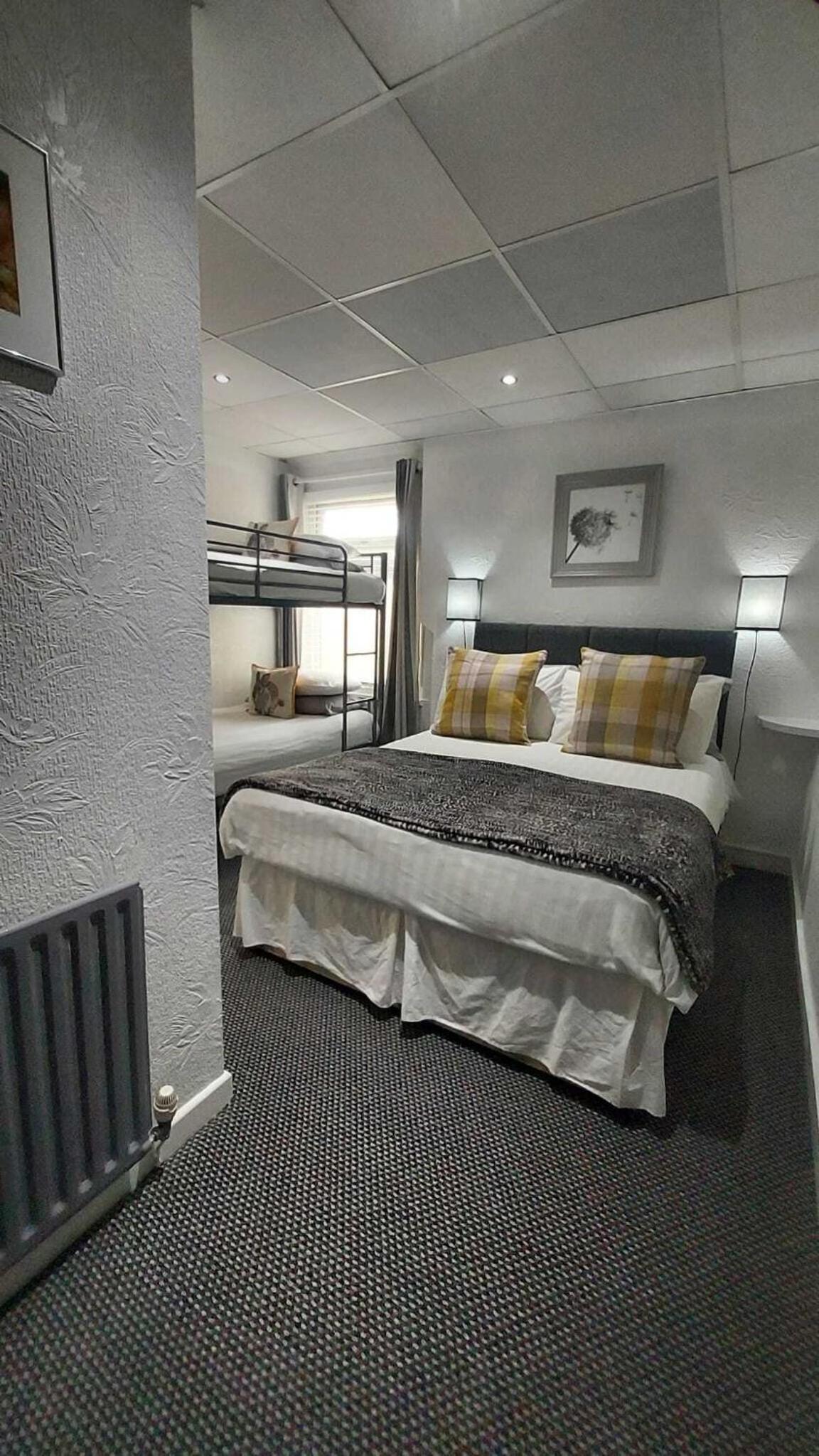 Rock Dene Hotel