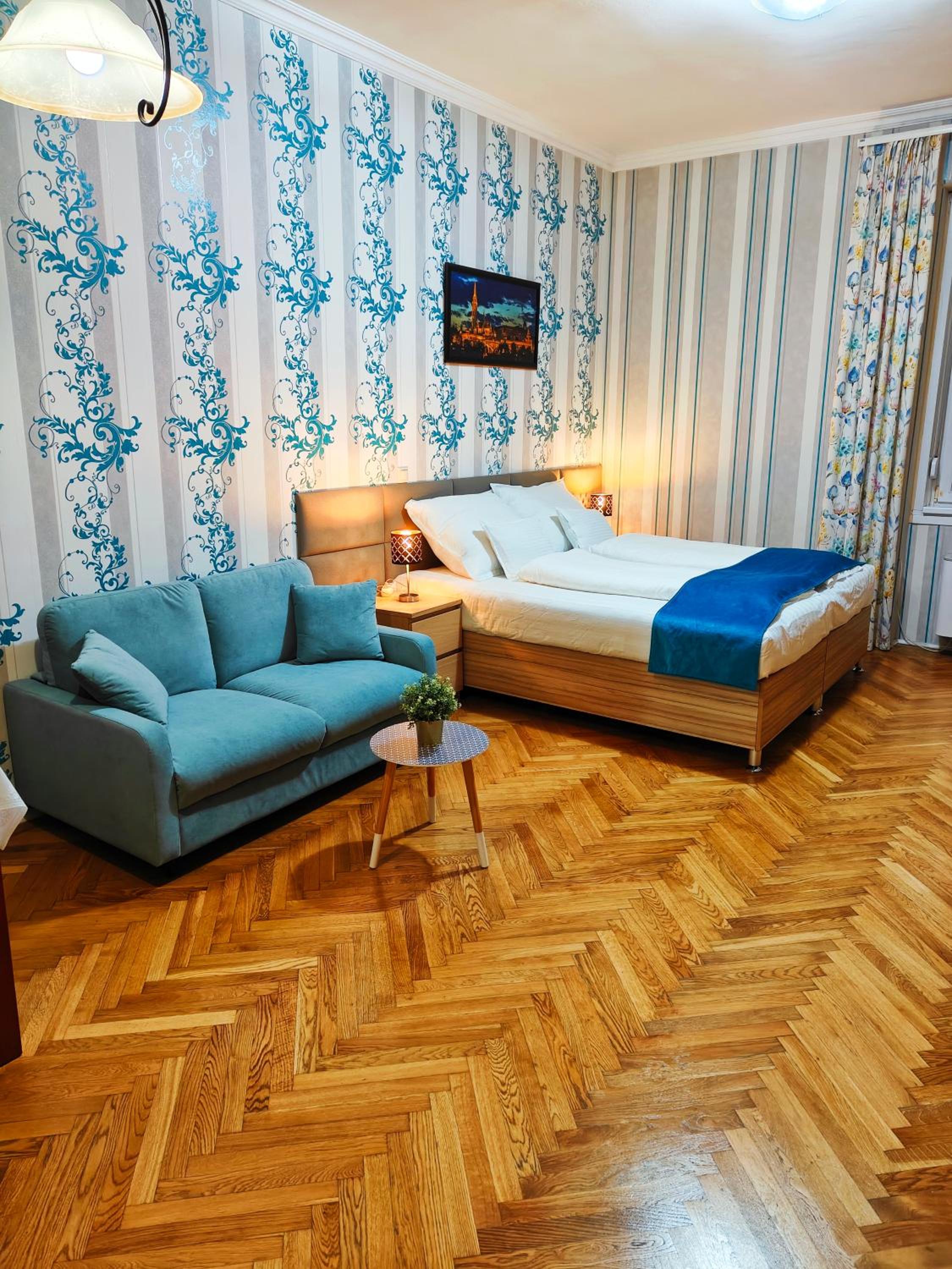 Photo 16