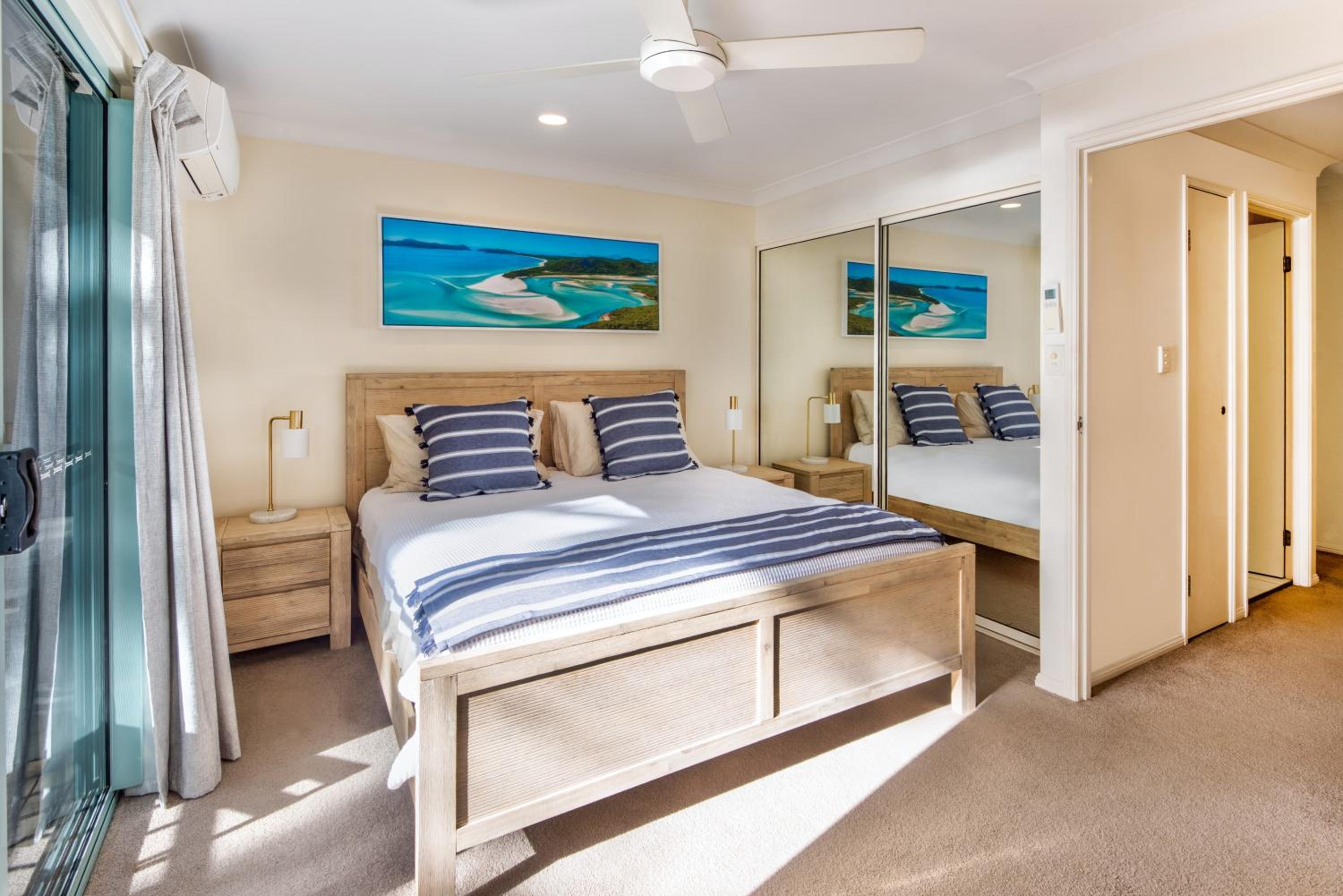 Sunset Waters Apartments