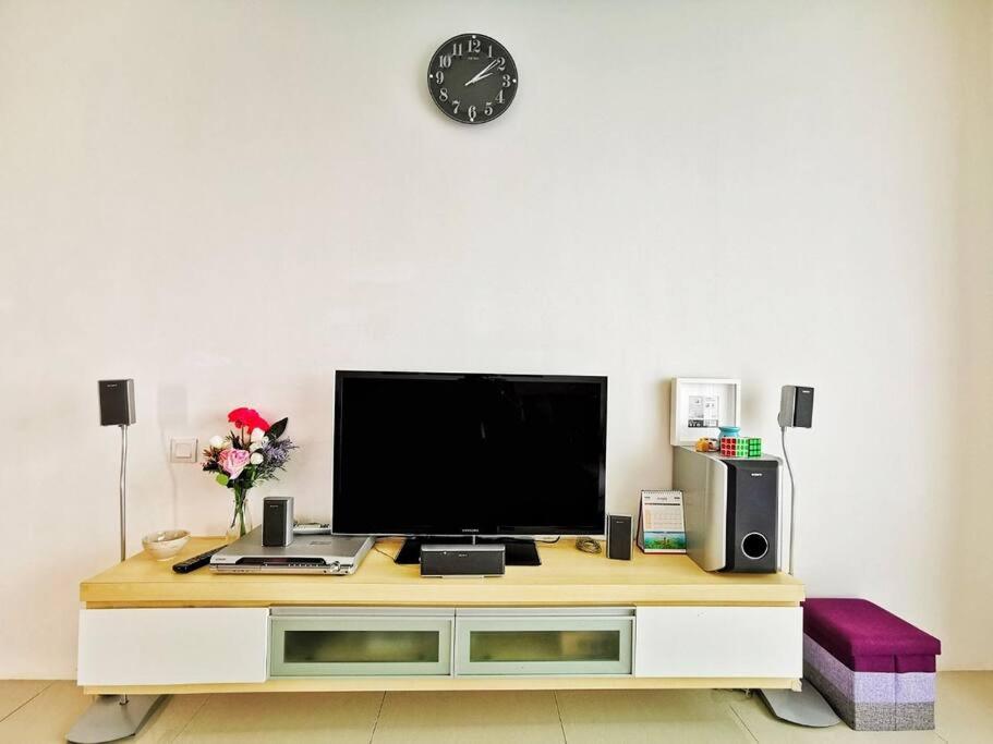 EcoPark Condominium, 5mins to airport, malls & eatery photo 6