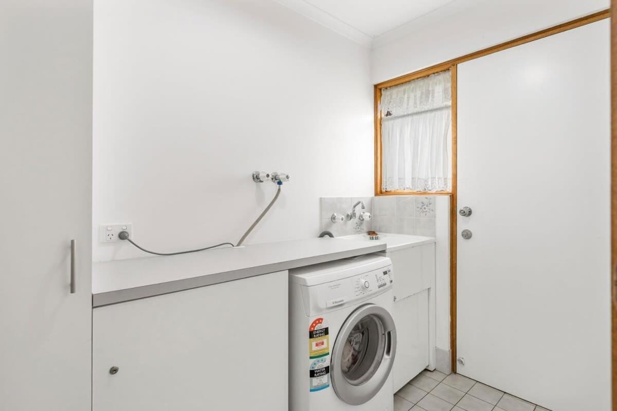 6 Simpson Rd Encounter Bay - No Linen Included