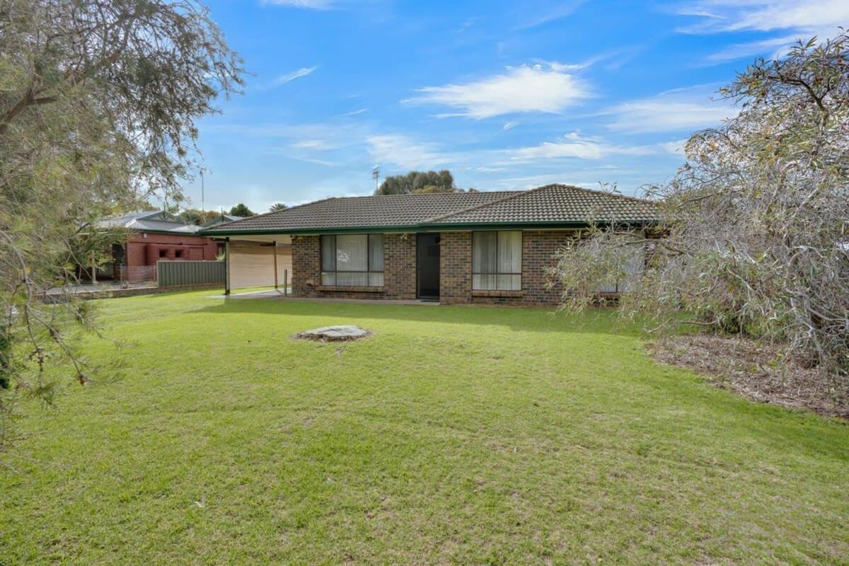6 Simpson Rd Encounter Bay - No Linen Included