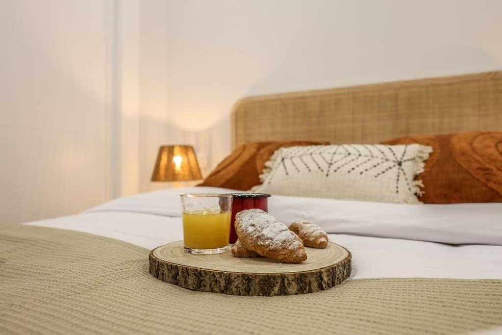 Luxe apartments Madrid Rio by RentitUP en Madrid — bedroom