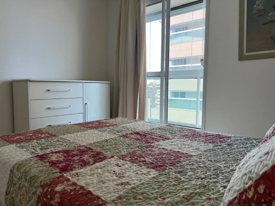 3 Quartos c/ Suíte, Vista Mar, Centro Guarapari
