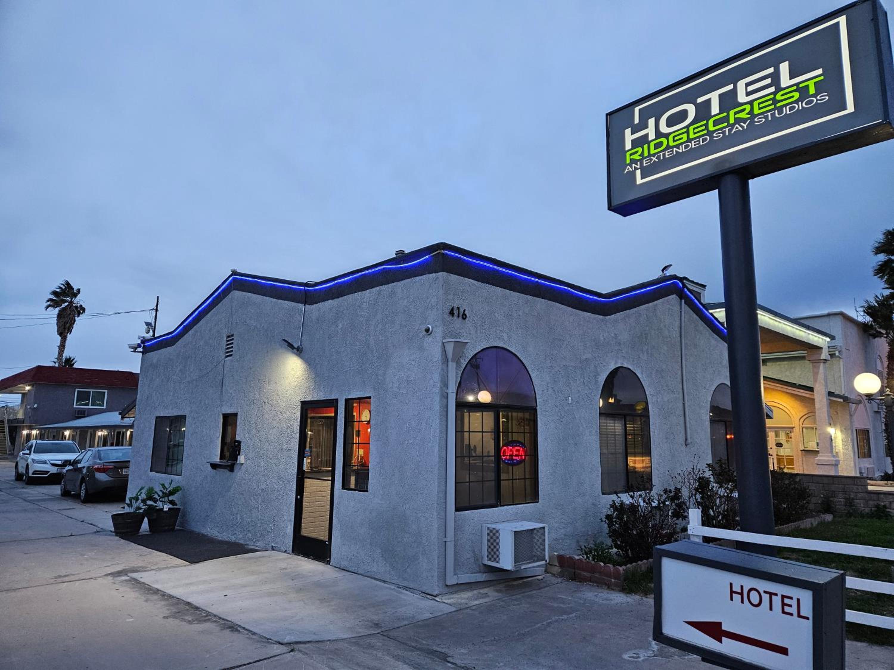 Ridgecrest Vacations - Hotel Ridgecrest an Extended Stay Studios - Property Image 1