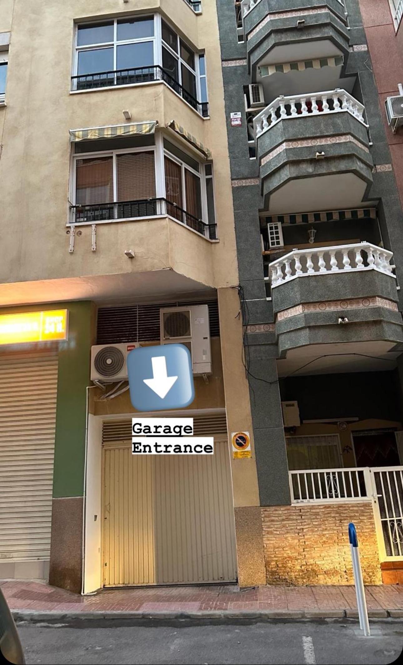 Playa Los Locos Apartment with Garage